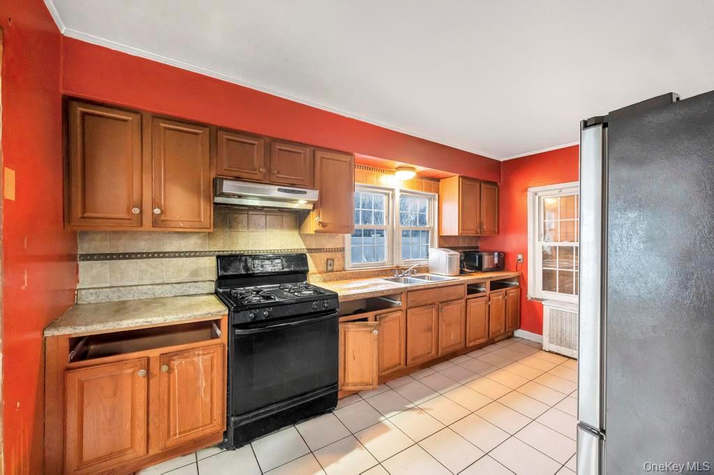 #18 photo, 212 Bergen Court, Саффолк ‖ Copiague , NY 11726