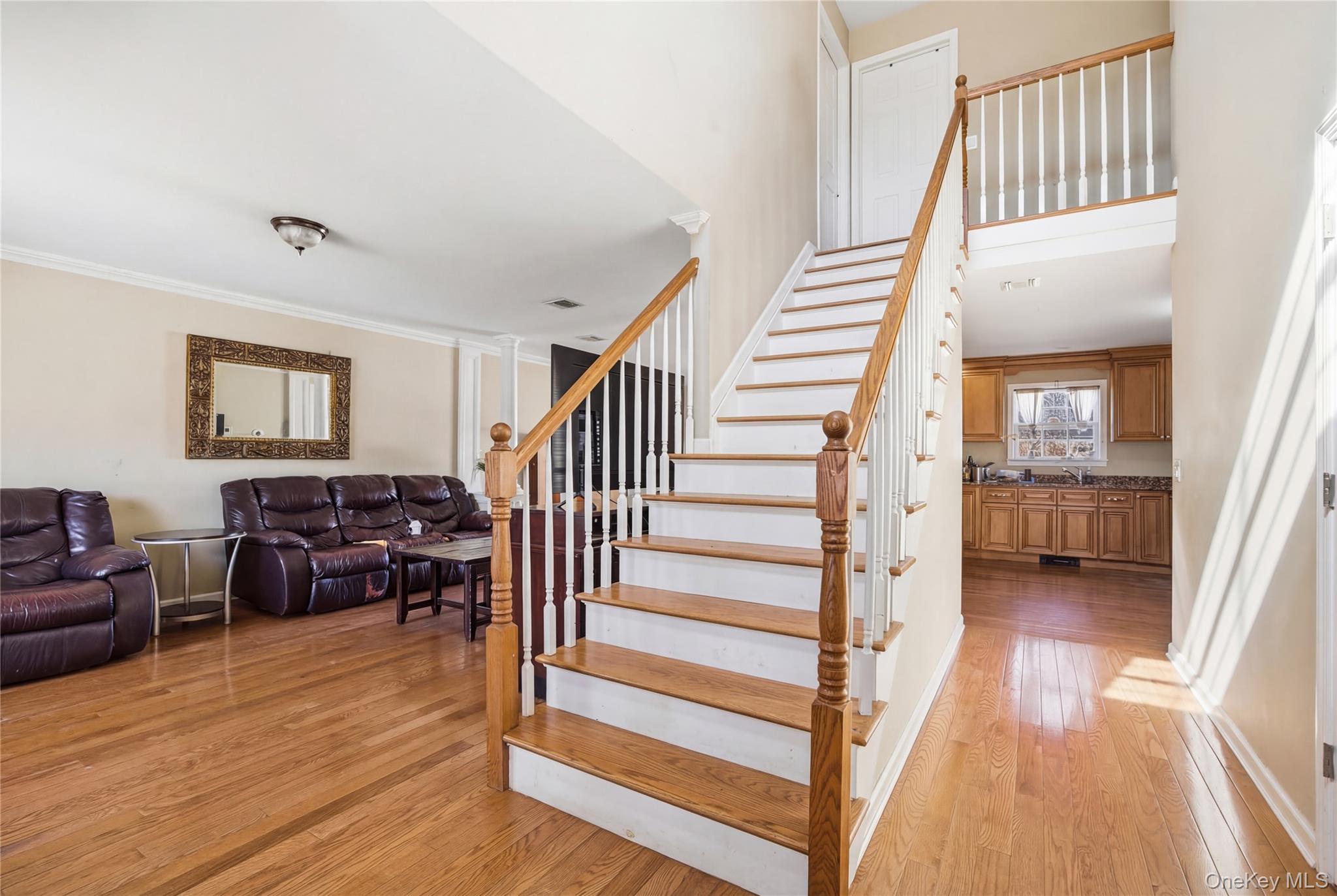 #4 photo, 63 Pinedale Avenue, سوفولك Farmingville , NY 11738