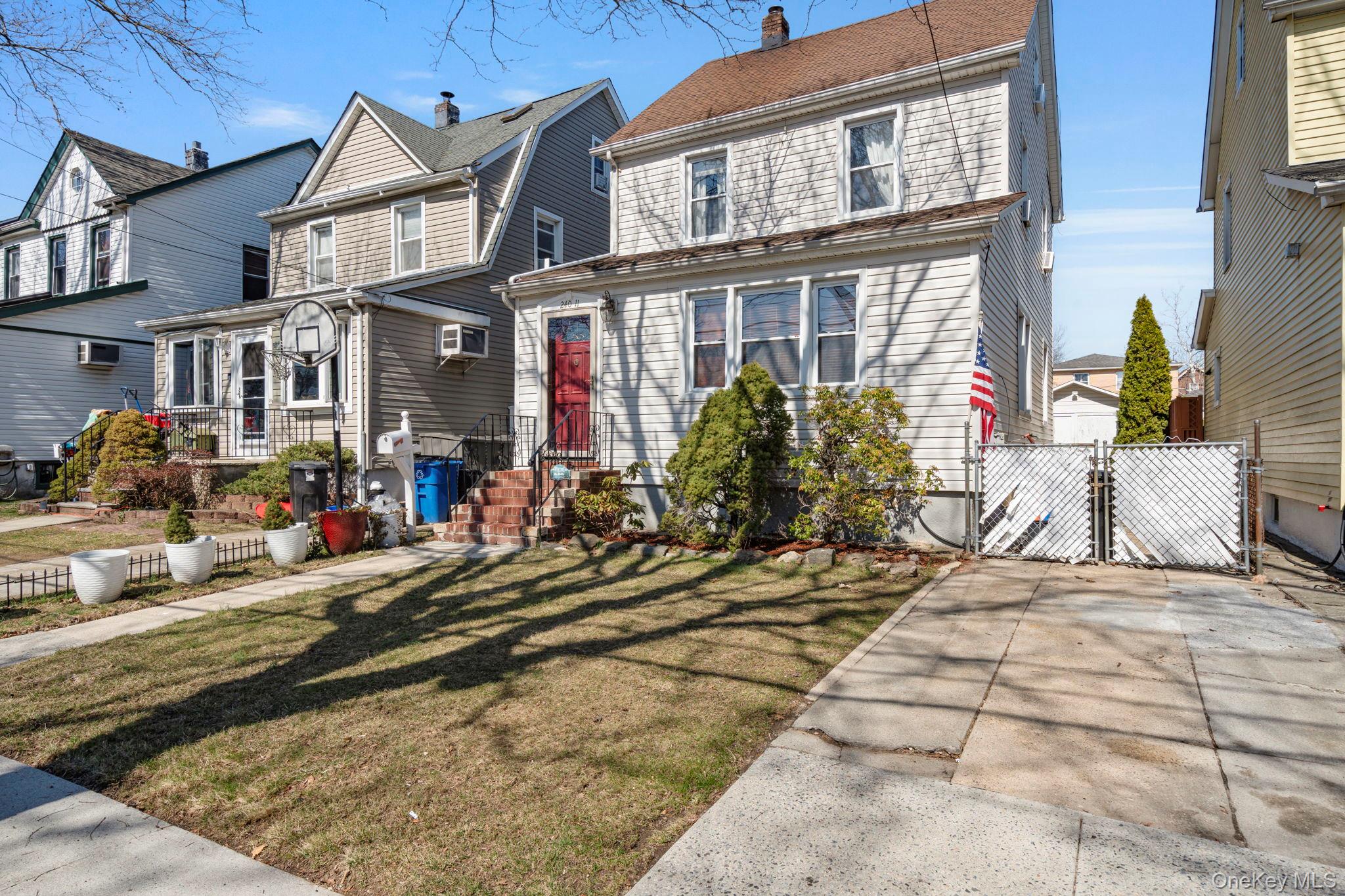 #3 photo, 24011 88th Avenue, קווינס Bellerose , NY 11426