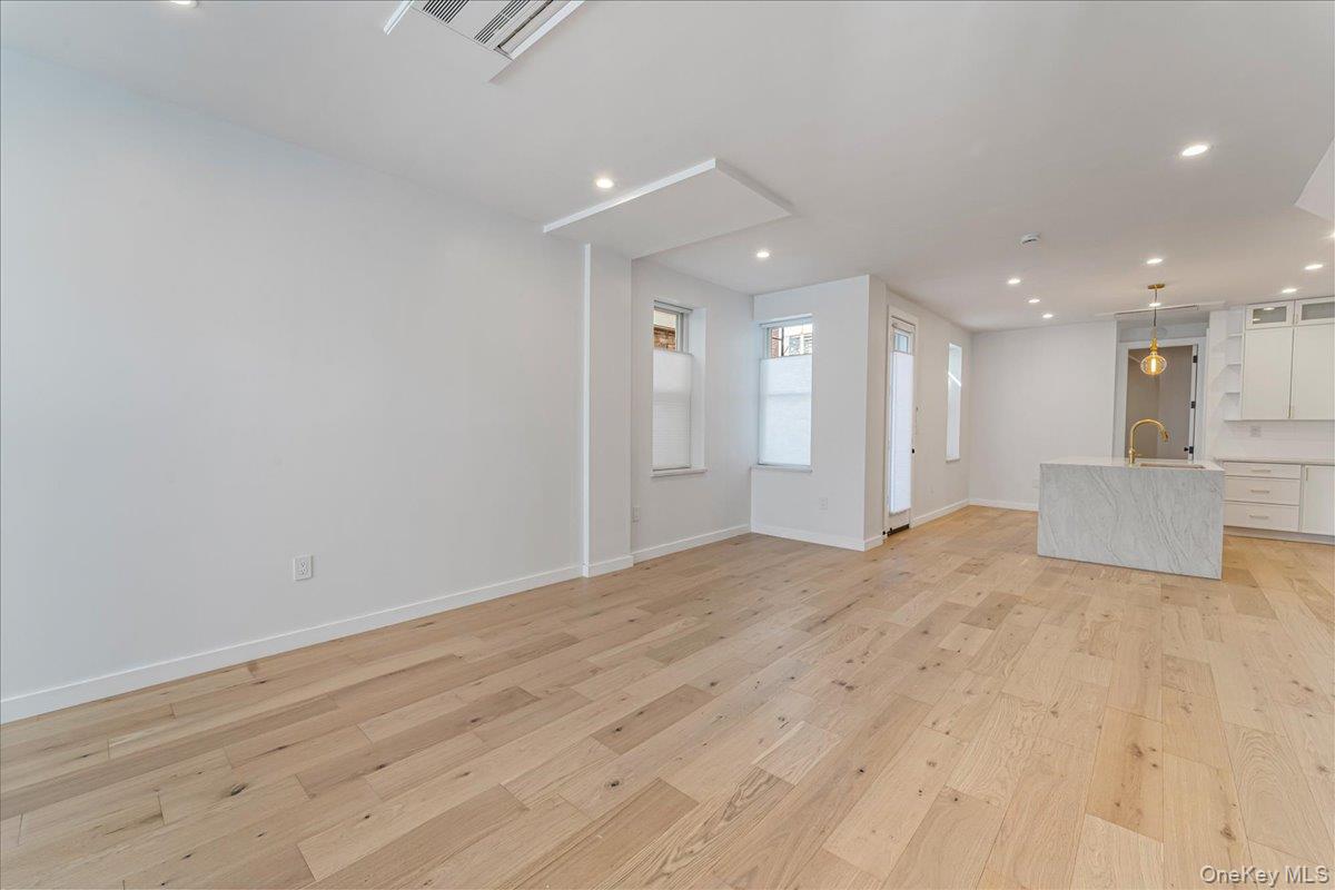 #4 photo, 36-34 11 Street, كوينز Astoria , NY 11106