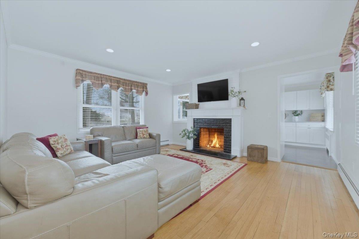 #3 photo, 20 Honey Lane, 롱 아일랜드 Miller Place , NY 11764