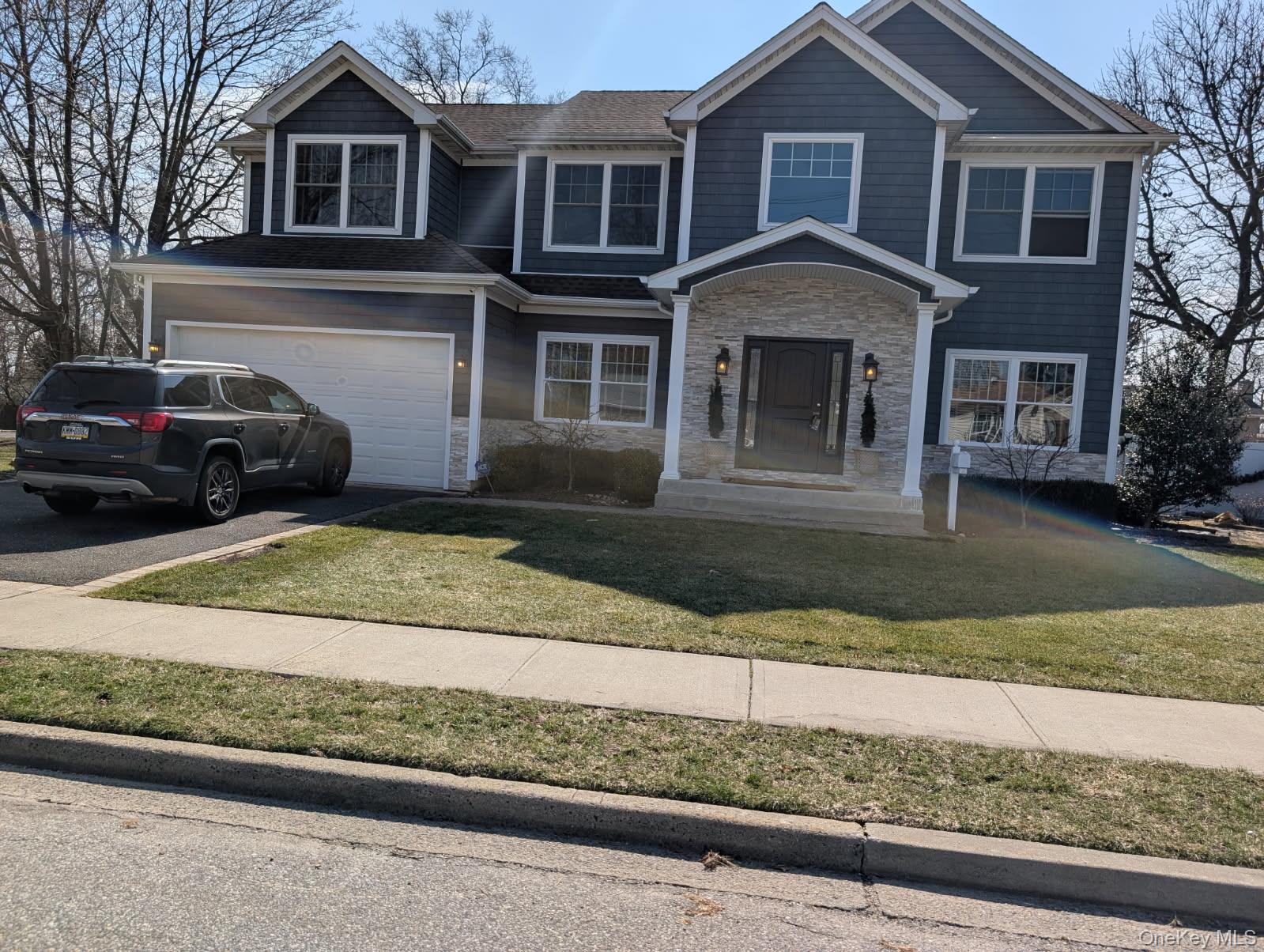 #2 photo, 10 Beverly Road, Farmingdale , NY 11735