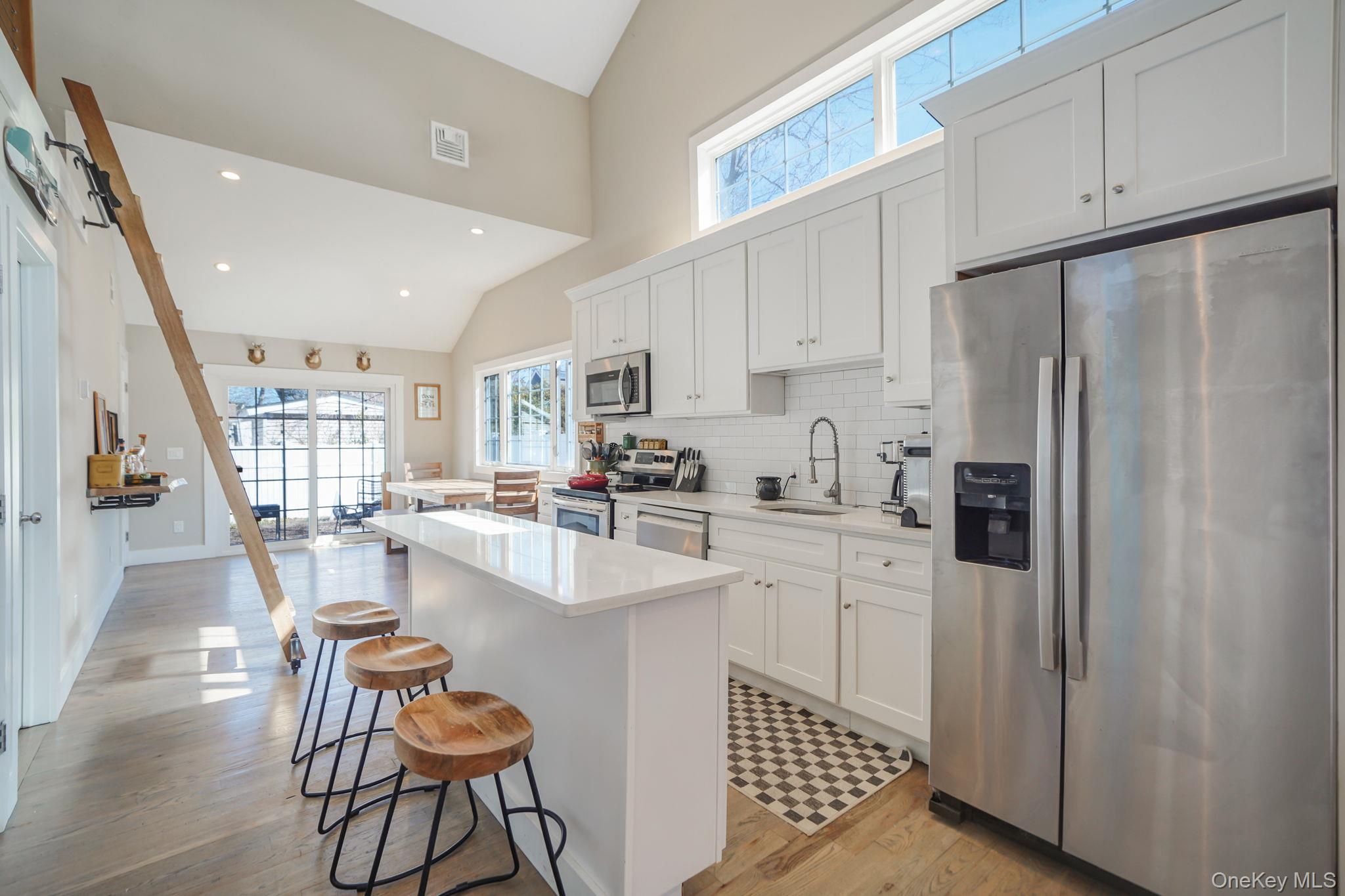 #3 photo, 9 Park Place, Patchogue , NY 11772