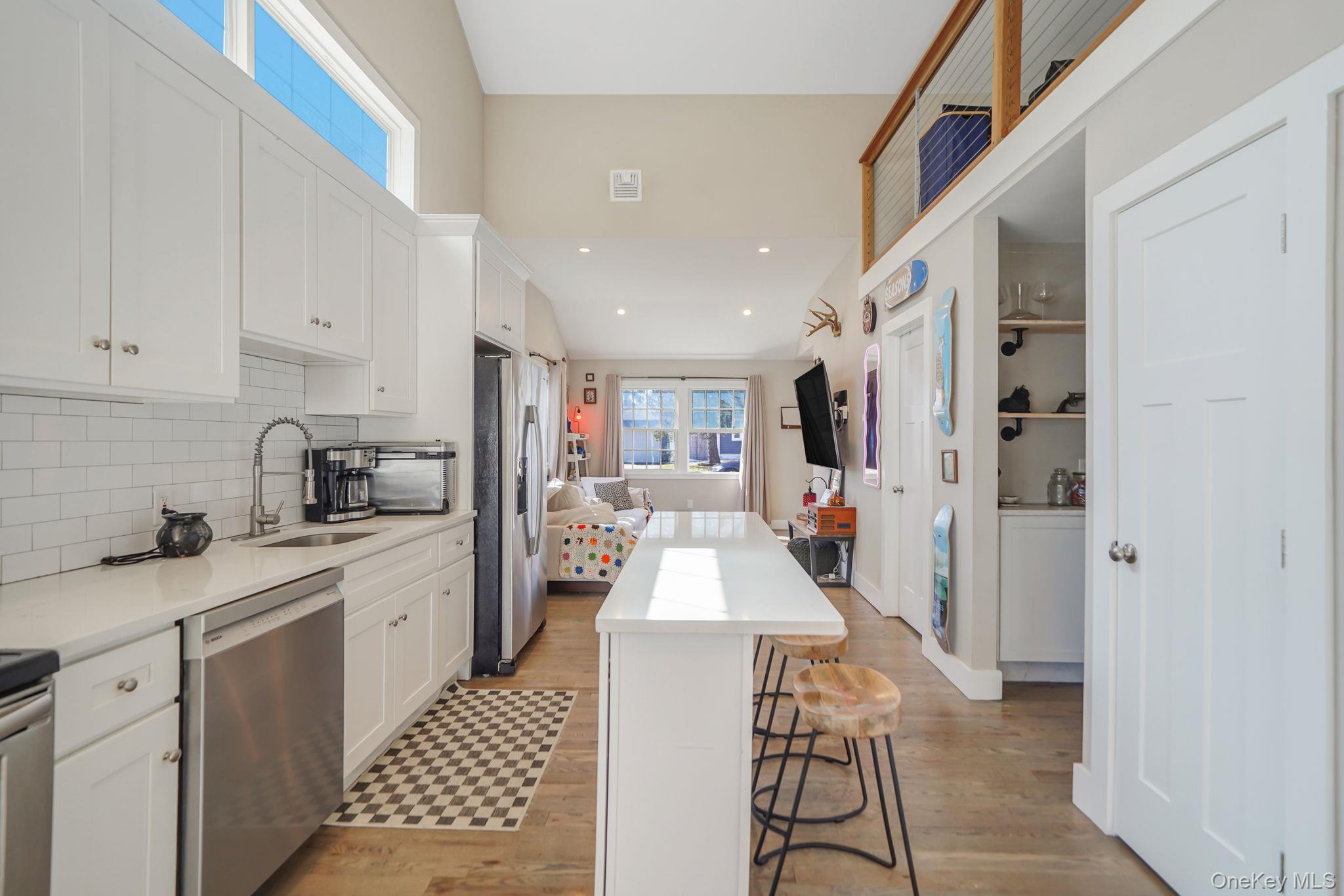 #6 photo, 9 Park Place, Patchogue , NY 11772