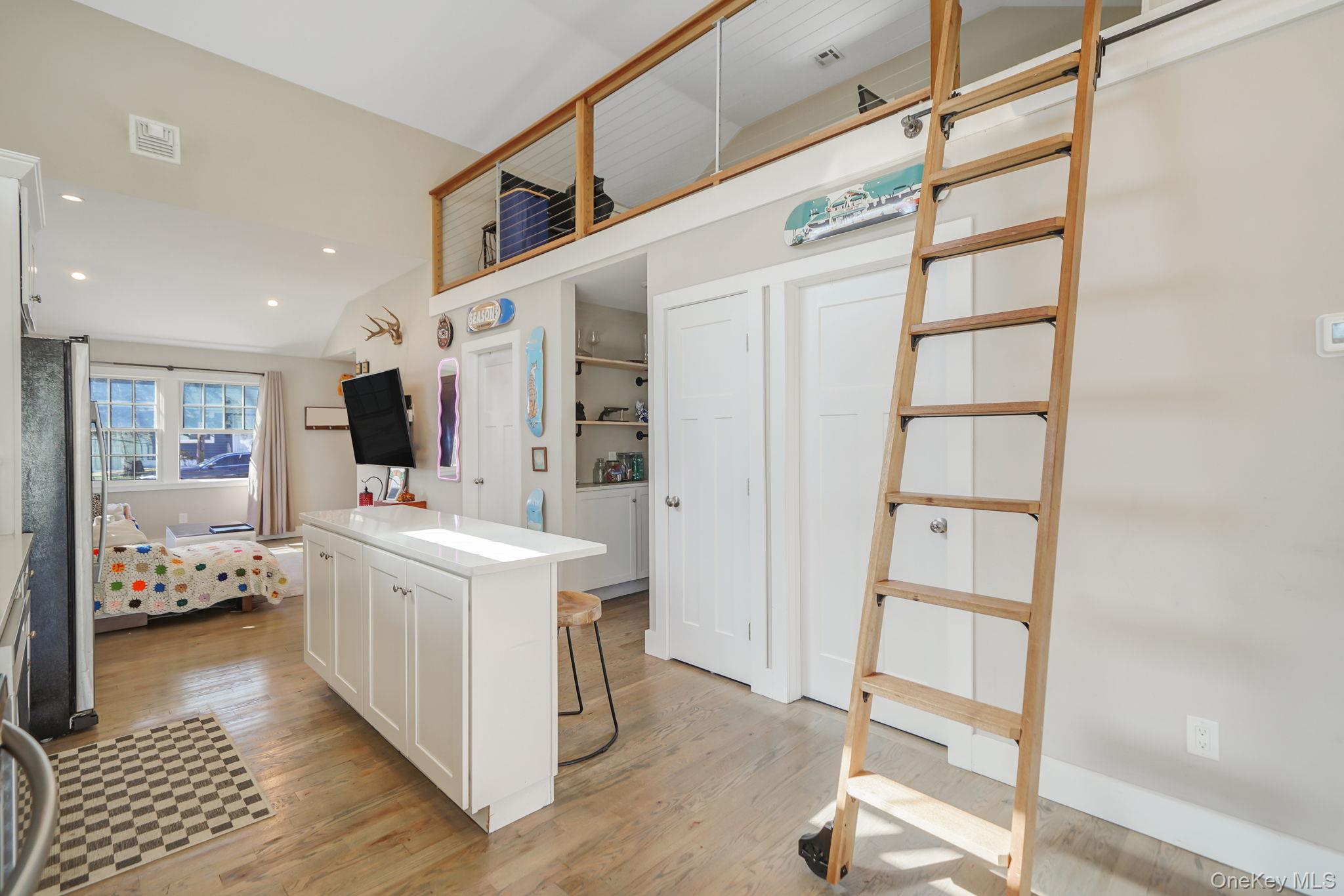 #7 photo, 9 Park Place, Patchogue , NY 11772