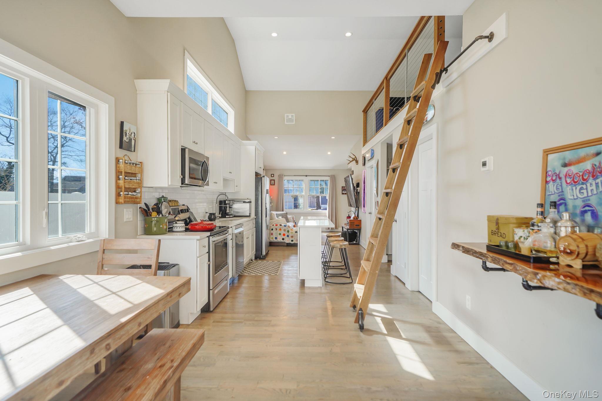 #8 photo, 9 Park Place, Patchogue , NY 11772