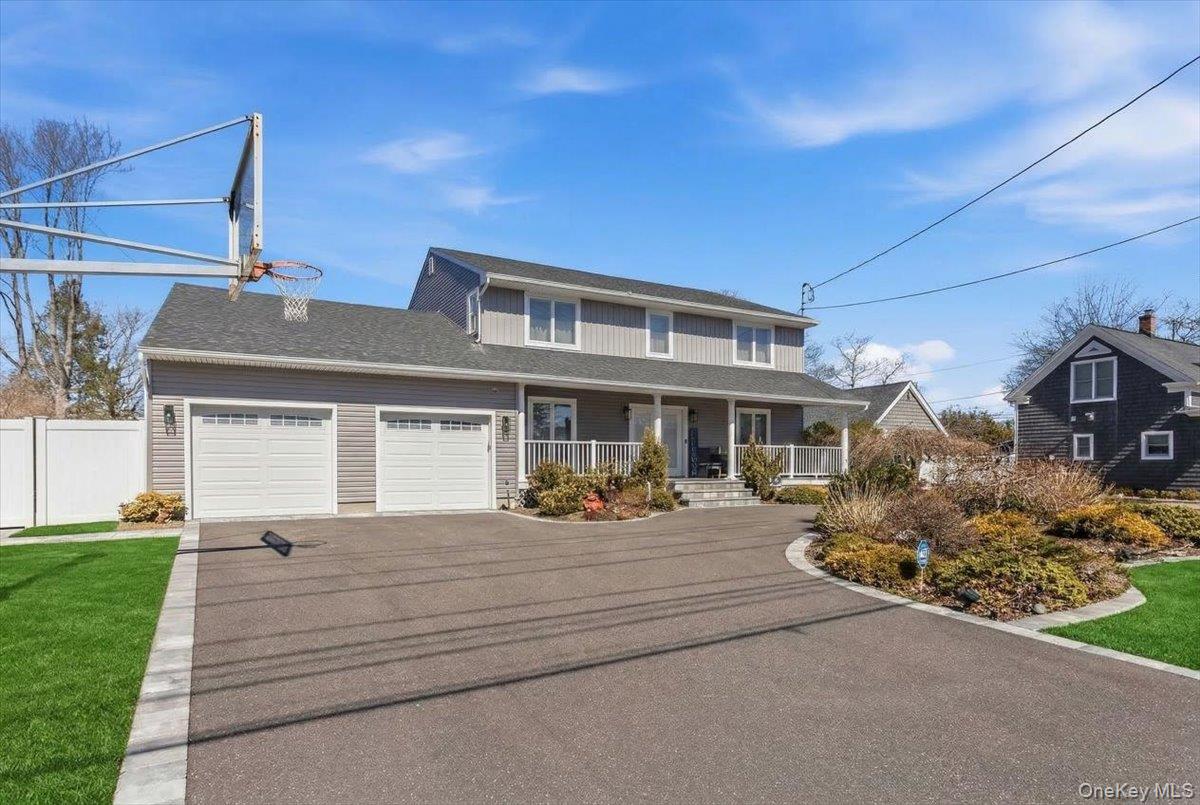 #3 photo, 949 Union Street, Bohemia , NY 11716