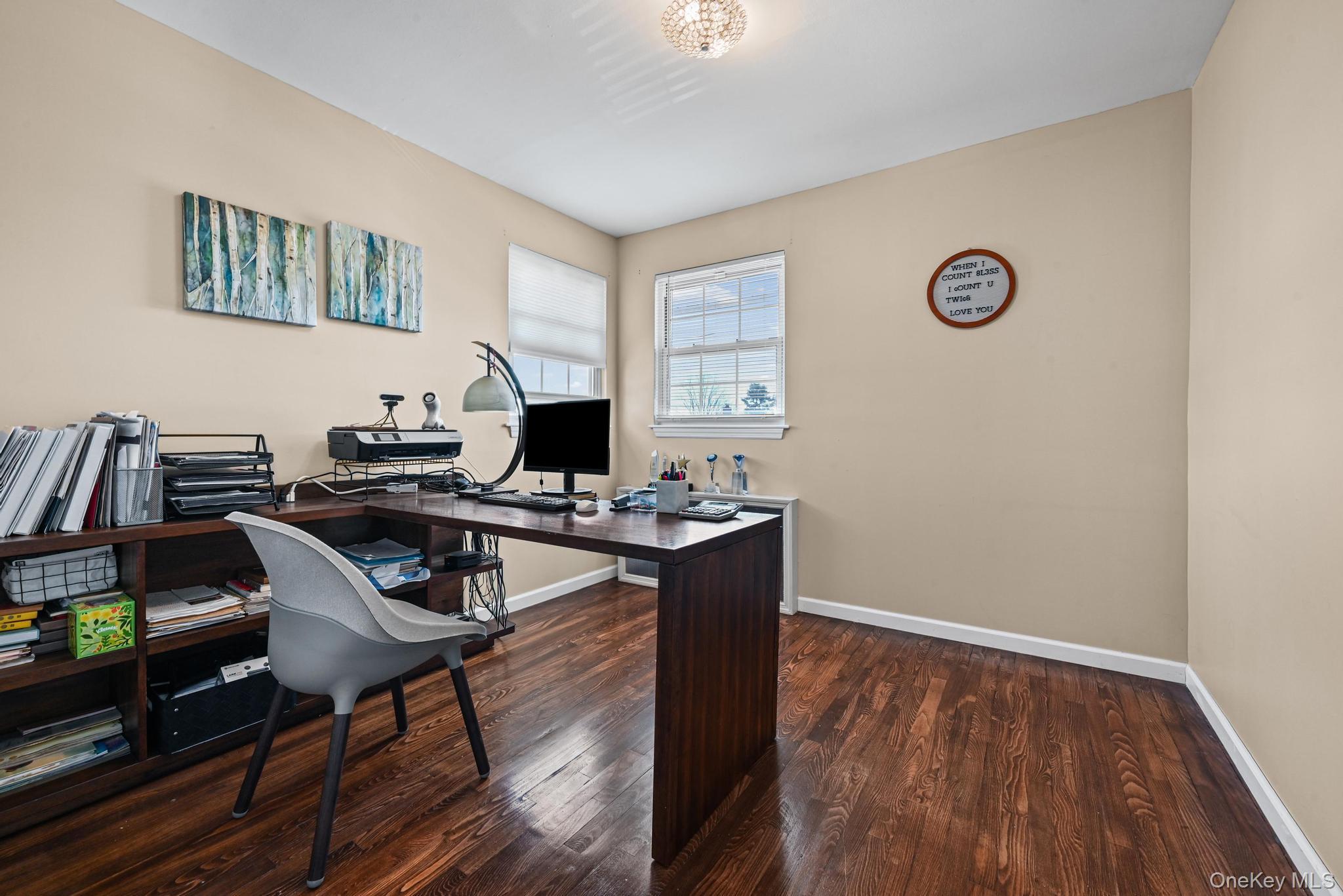 #12 photo, 4 Birchwood Park Drive, नासाउ काउंटी Syosset , NY 11791