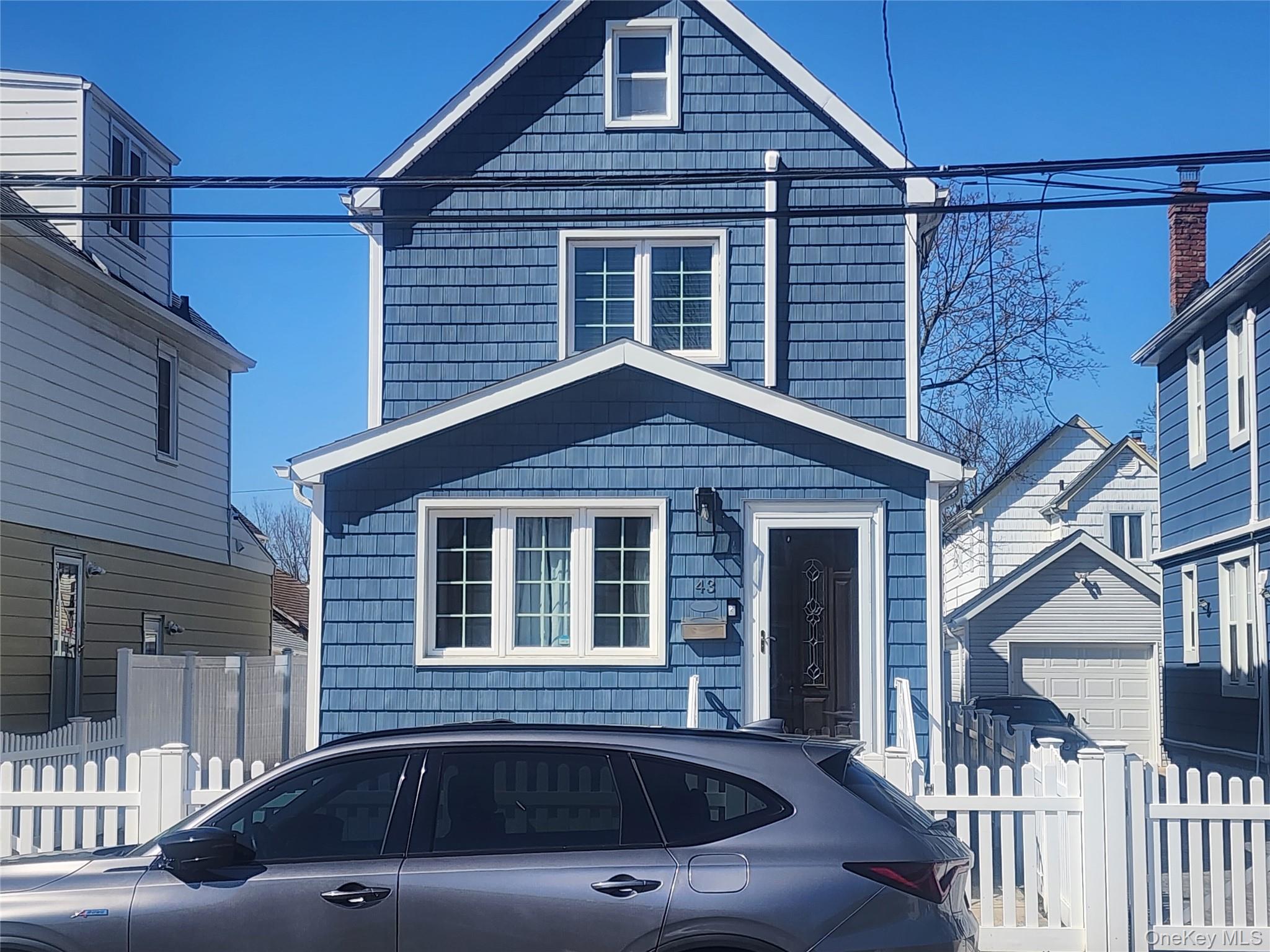 #1 photo, 43 Dewitt Street, Нассау ‖ Valley Stream , NY 11580