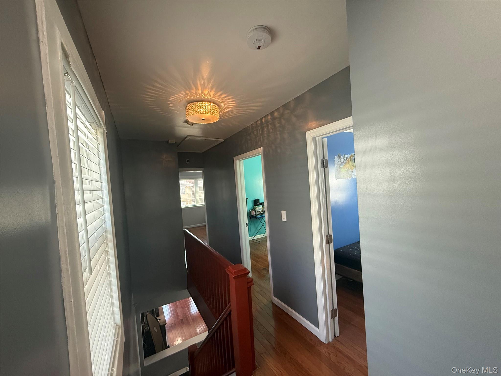 #18 photo, 43 Dewitt Street, Нассау ‖ Valley Stream , NY 11580