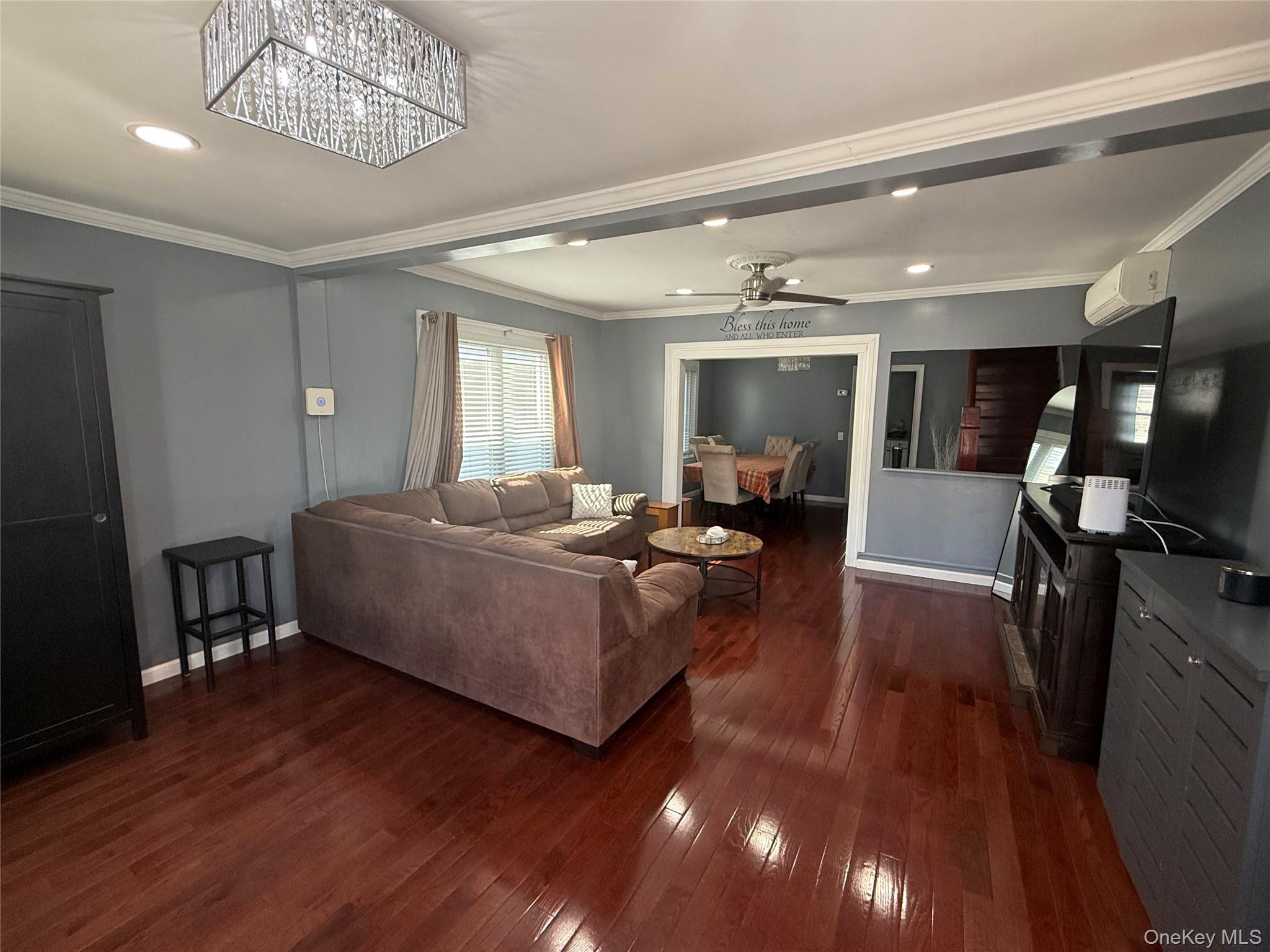 #4 photo, 43 Dewitt Street, Нассау ‖ Valley Stream , NY 11580