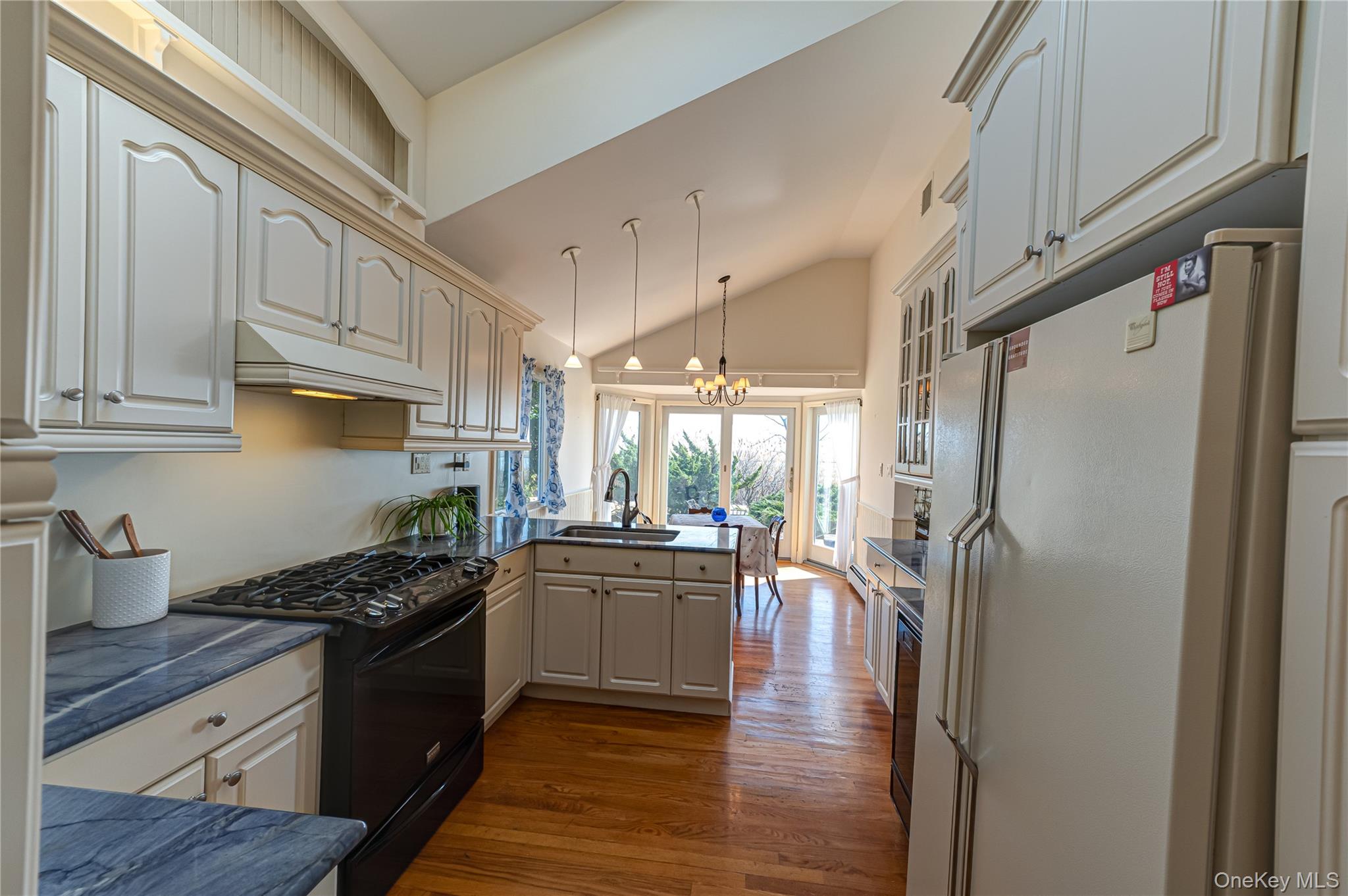 #5 photo, 282 Belvedere Drive, 롱 아일랜드 Oakdale , NY 11769