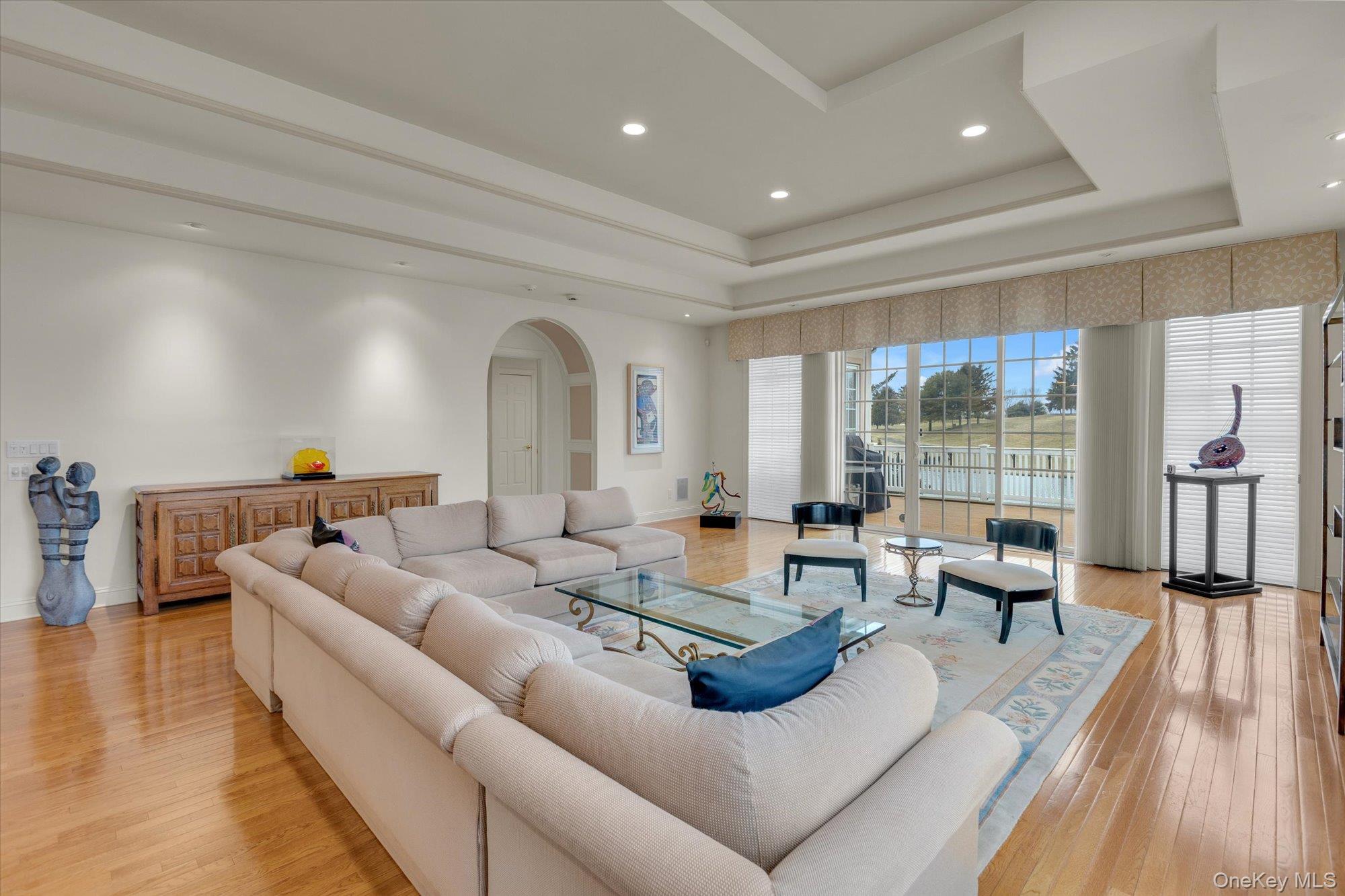 #6 photo, 236 Altessa Boulevard, Melville , NY 11747