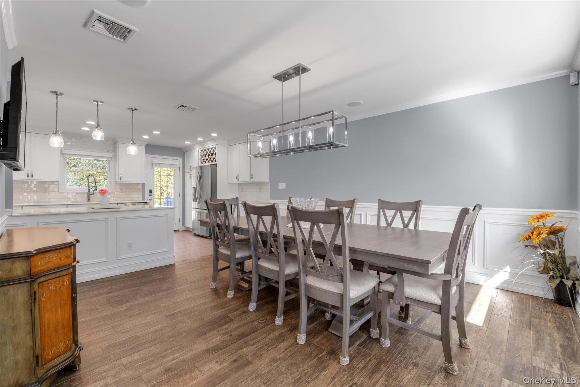 #7 photo, 1160 Bellmore Road, Bellmore , NY 11710