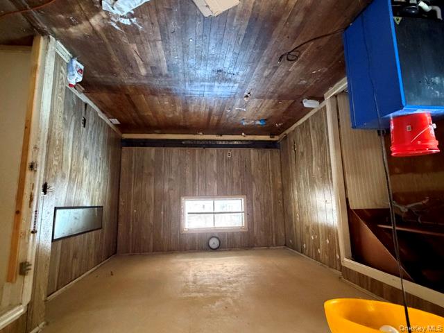 #20 photo, 495 Rose Avenue, West Hempstead , NY 11552