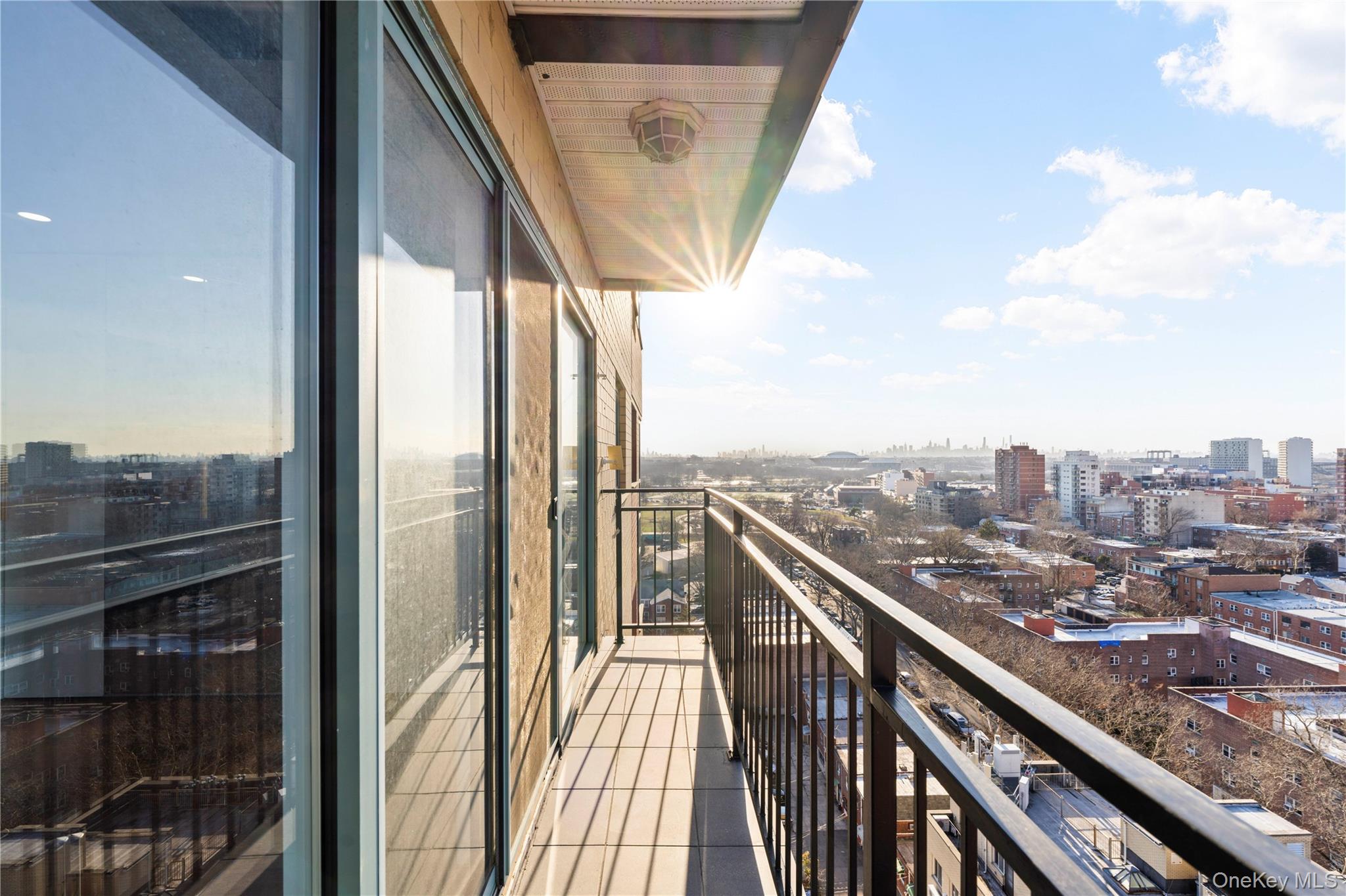 #16 photo, 43-18 Main Street, 뉴욕퀸즈 Flushing , NY 11355