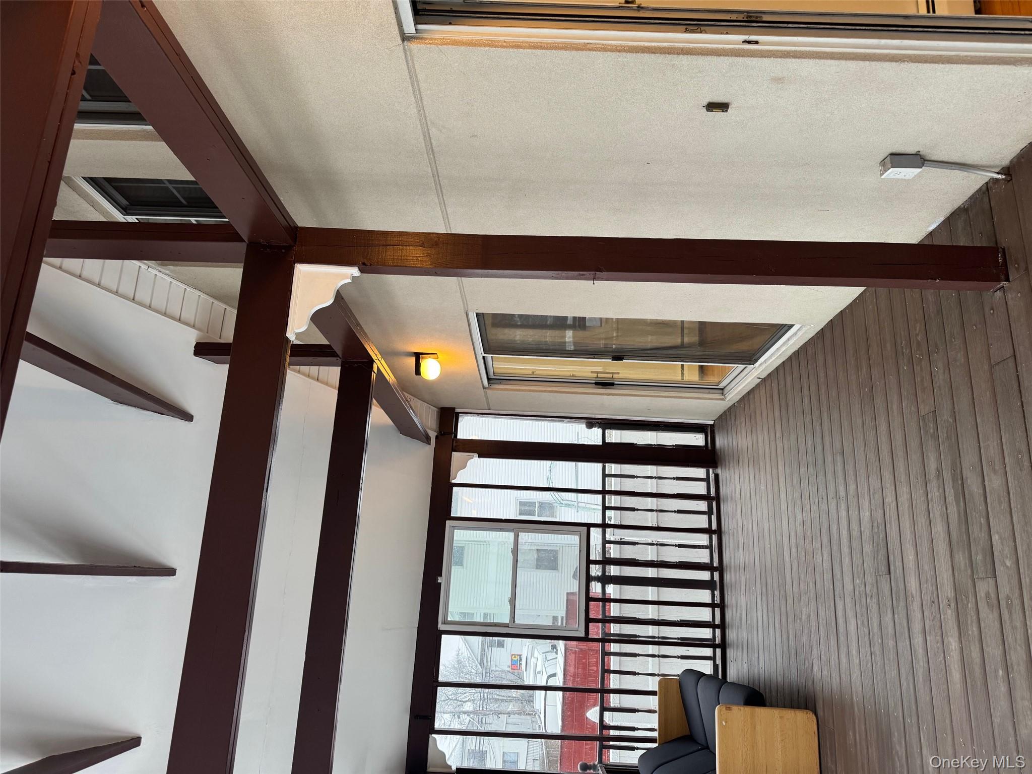 #6 photo, 47-25 208, Bayside , NY 11361