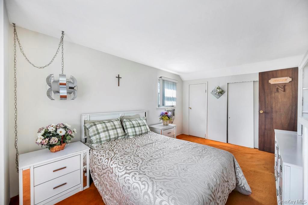 #16 photo, 114 Norman Drive, Bohemia , NY 11716