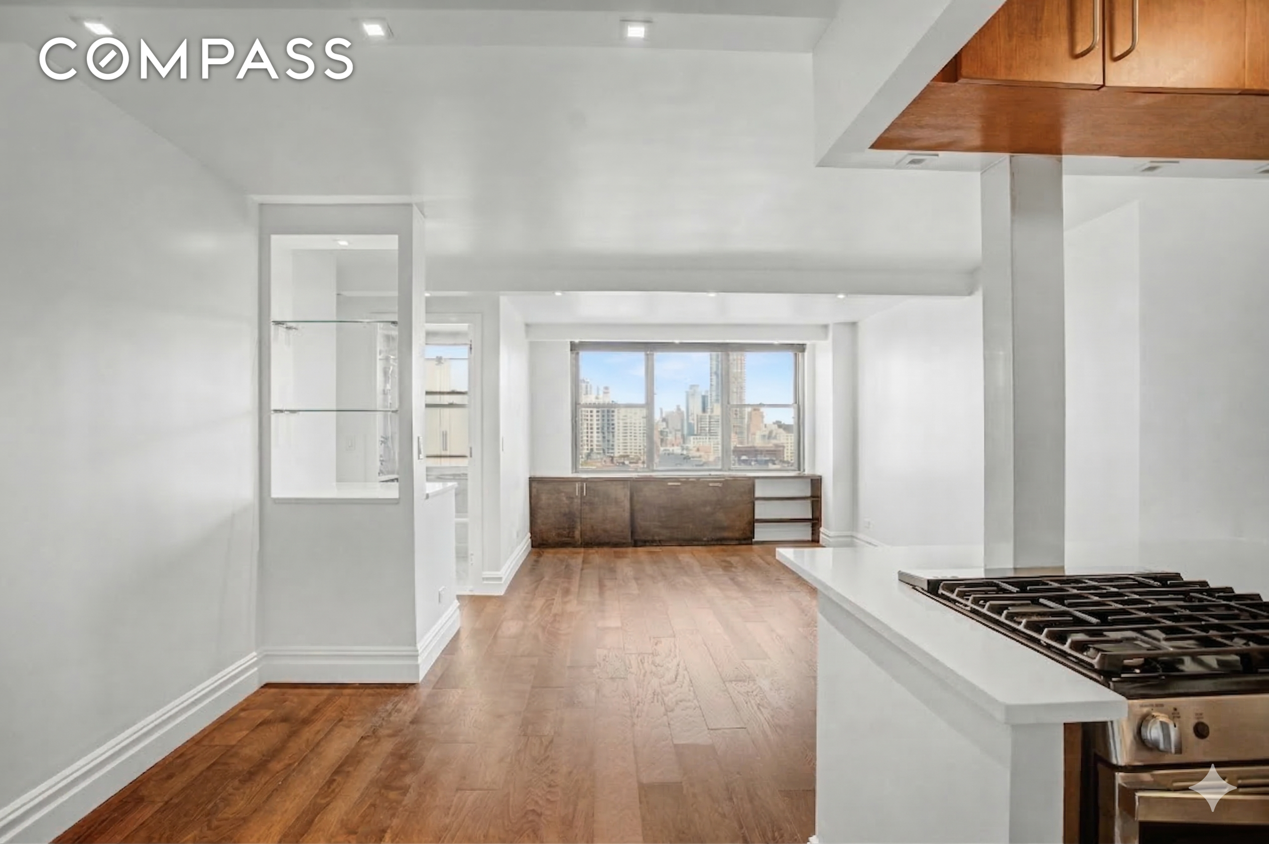 #3 photo, 301 E 79th Street, مانهاتن Upper East Side , NY 10075