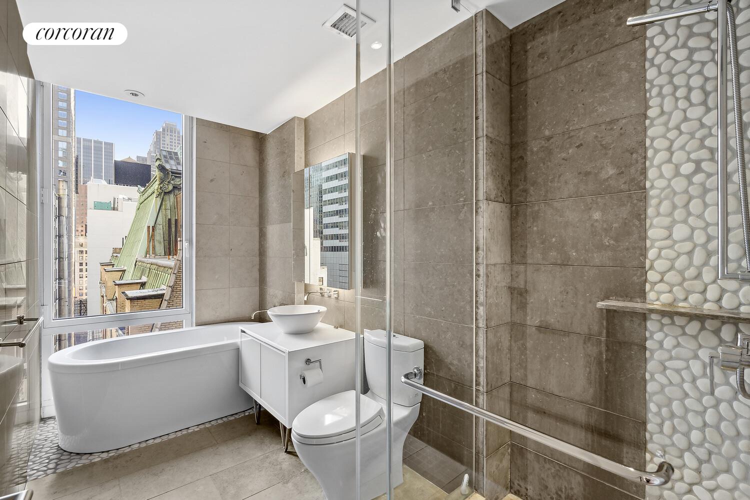 #4 photo, 247 W 46TH Street, Манхэттен ‖ Midtown , NY 10036