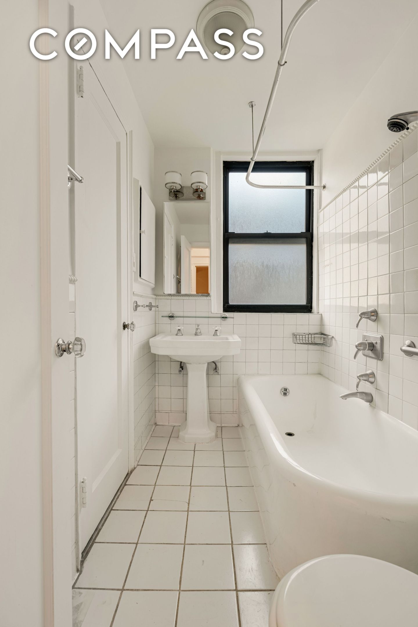 #11 photo, 74 W 68th Street, 맨해튼 Upper West Side , NY 10023