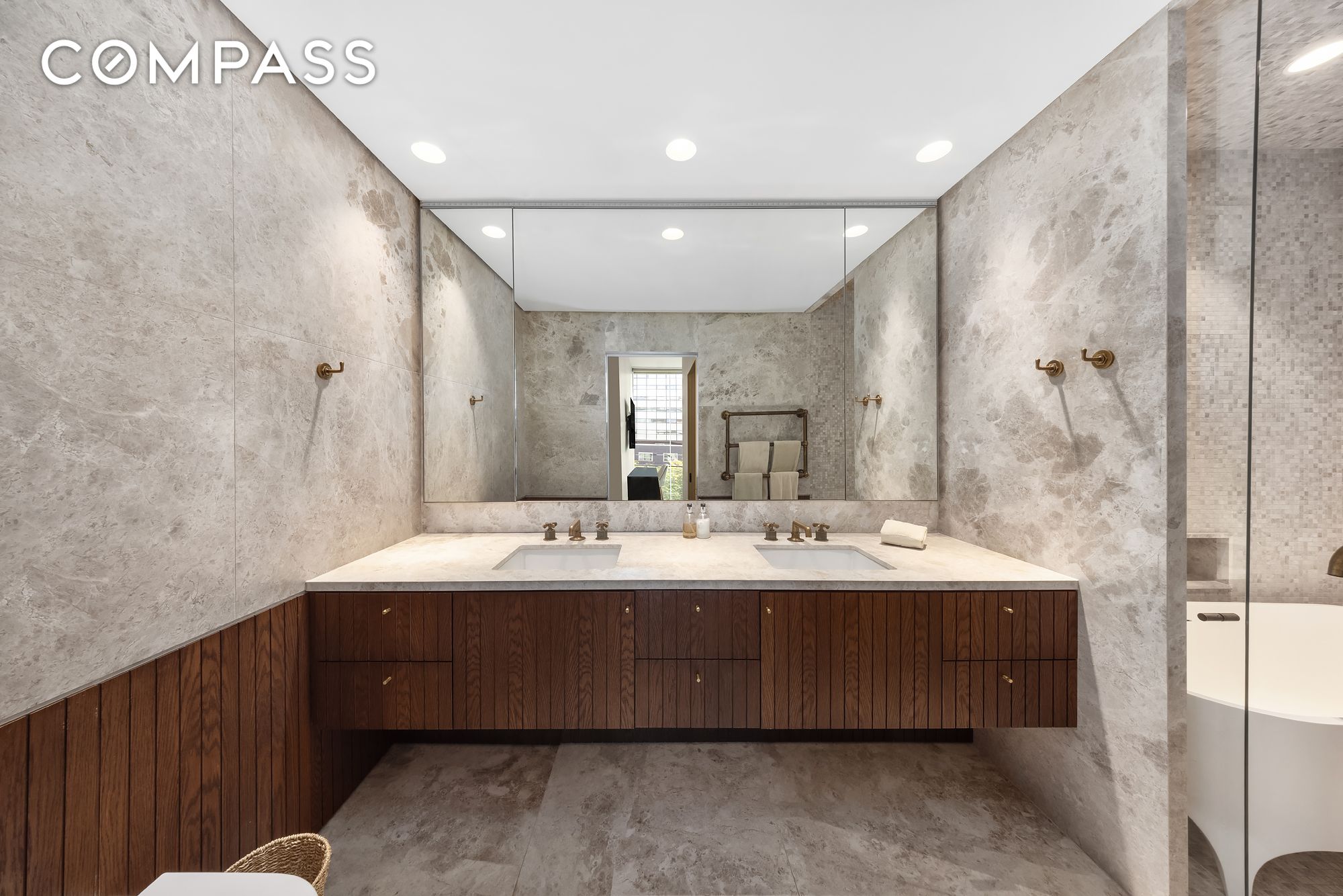 #14 photo, 527 W 27th Street, 맨해튼 Chelsea , NY 10001