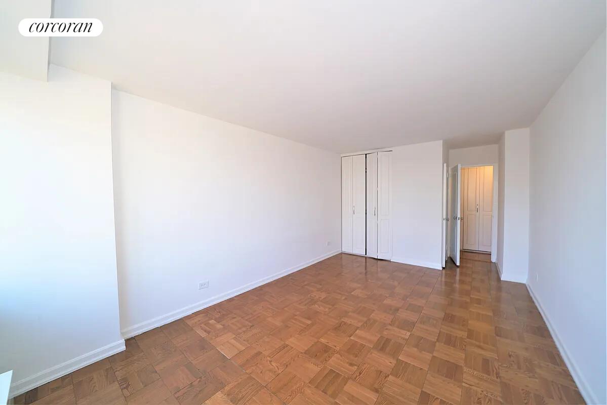 #6 photo, New York City, Yorkville , NY 10028