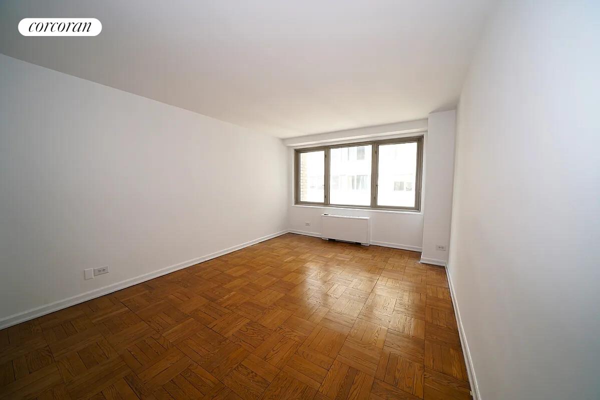 #3 photo, New York City, Yorkville , NY 10028