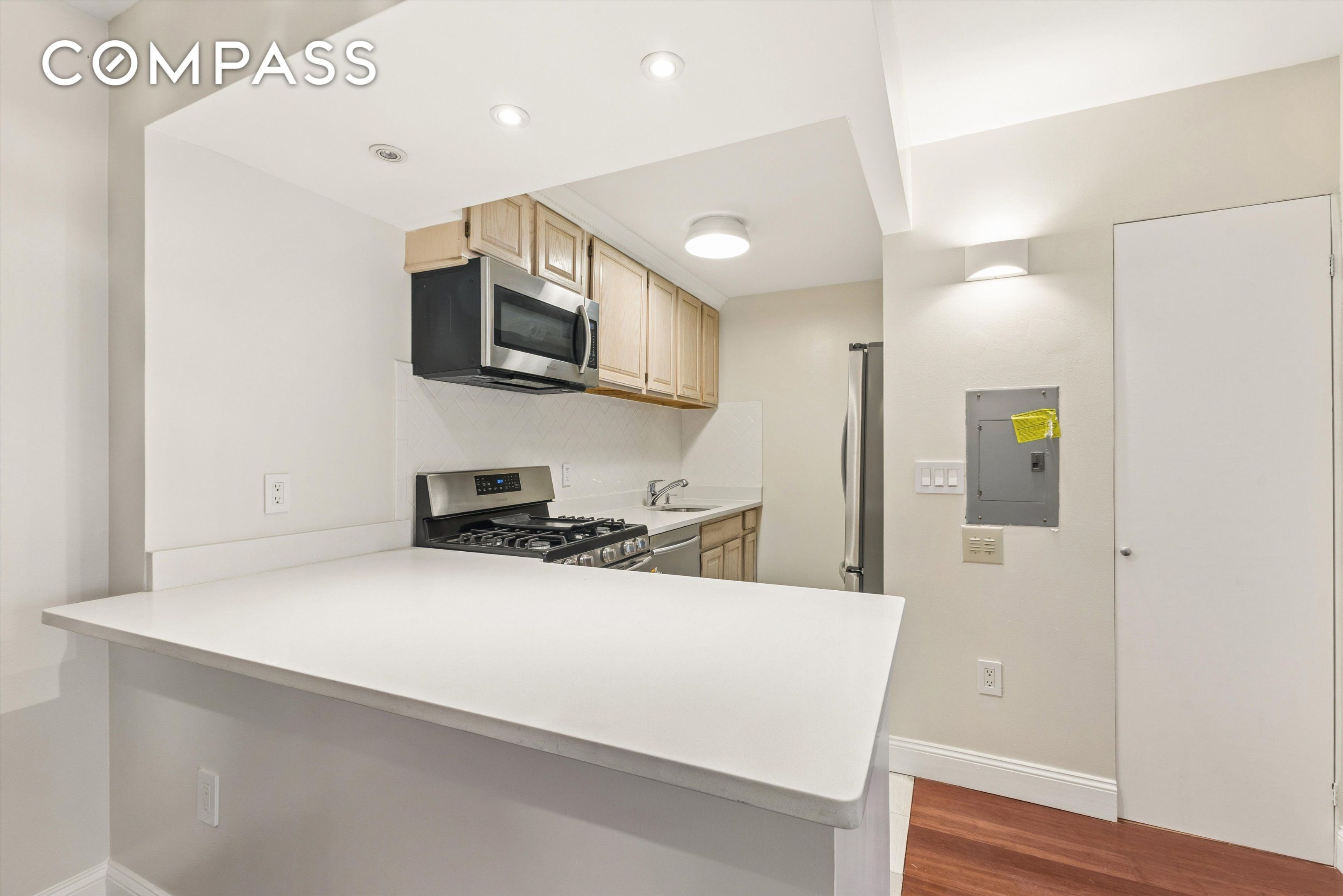 #5 photo, 1919 Madison Avenue, मैनहटन Harlem , NY 10035