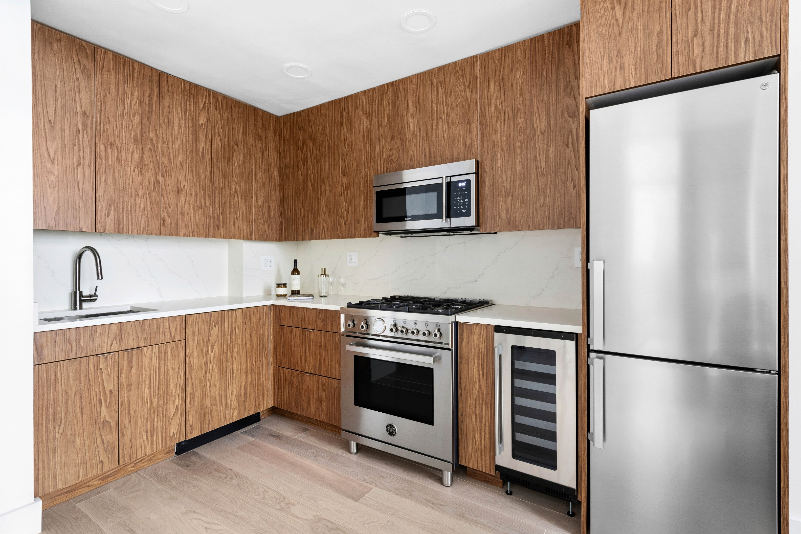 #3 photo, 310 E 46th Street, Манхэттен ‖ Turtle Bay , NY 10017