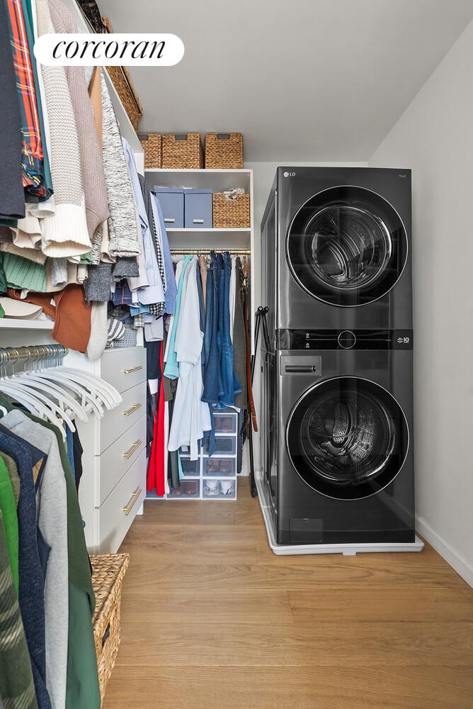 #7 photo, 300 E 71ST Street, Lenox Hill , NY 10021