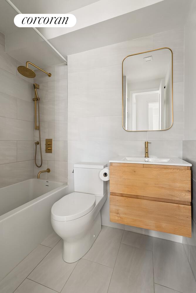 #9 photo, 300 E 71ST Street, Lenox Hill , NY 10021