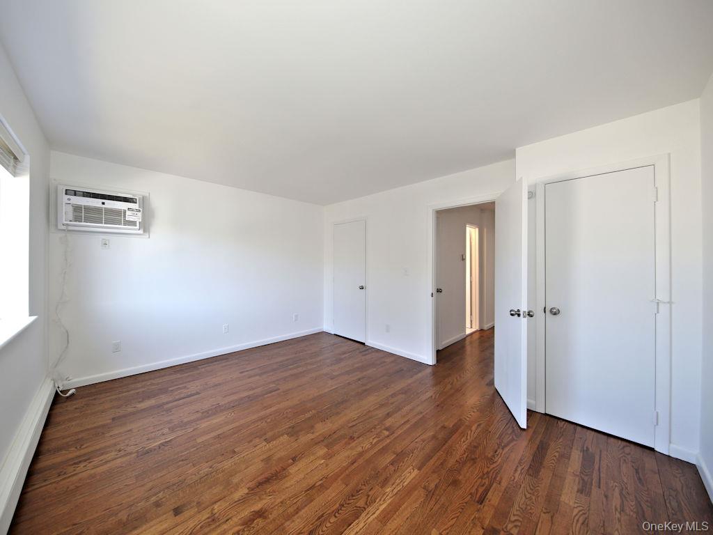 #4 photo, 83 Grandview Avenue, Port Chester , NY 10573