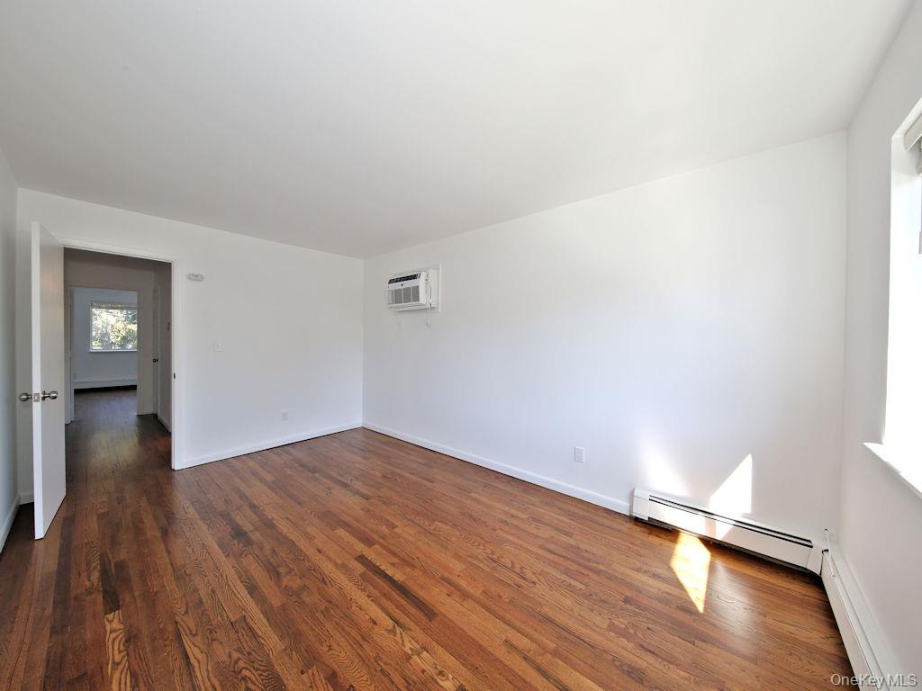 #7 photo, 83 Grandview Avenue, Port Chester , NY 10573