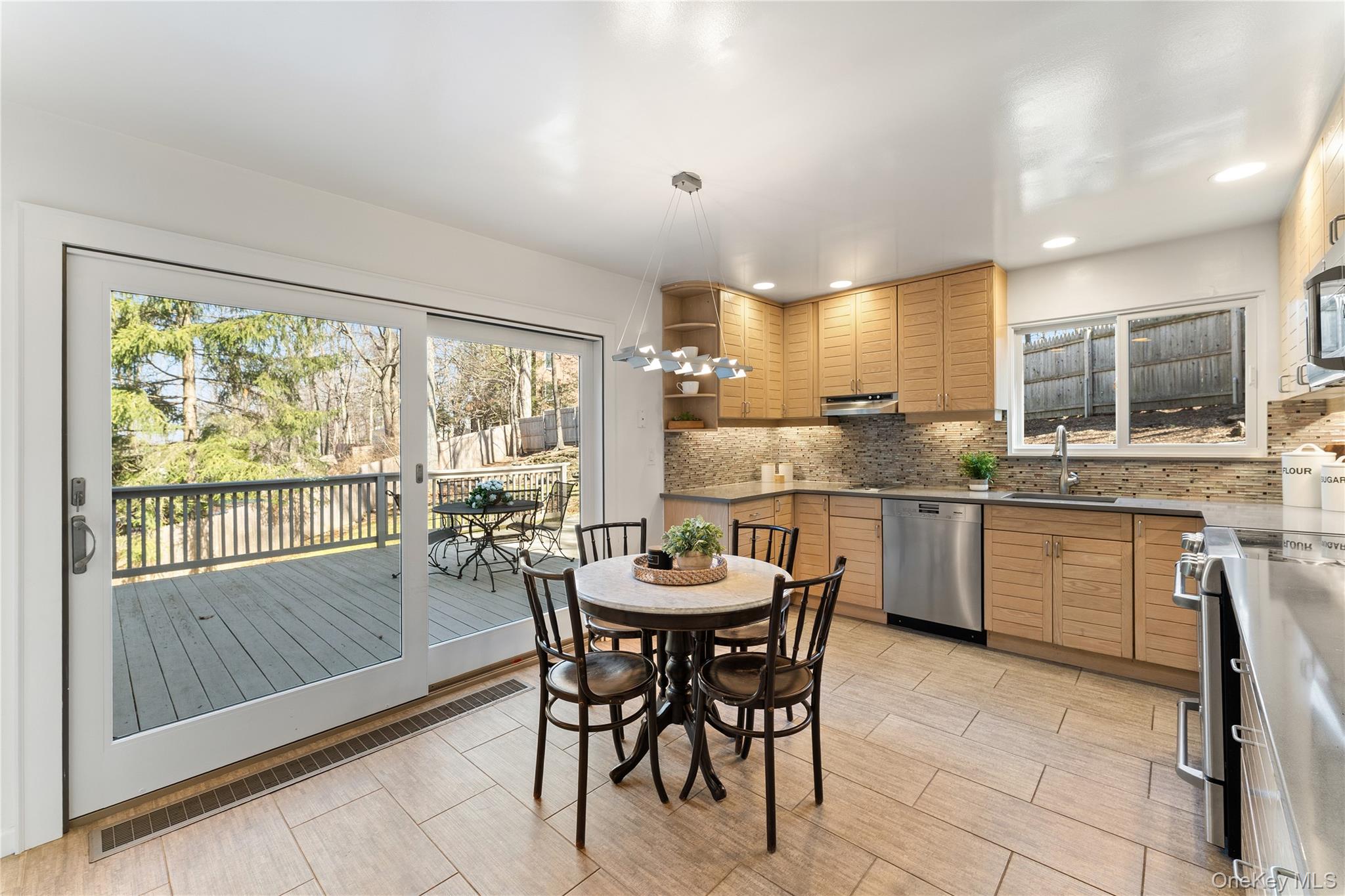 #8 photo, 111 Ridge Road, 뉴욕주 Ardsley , NY 10502