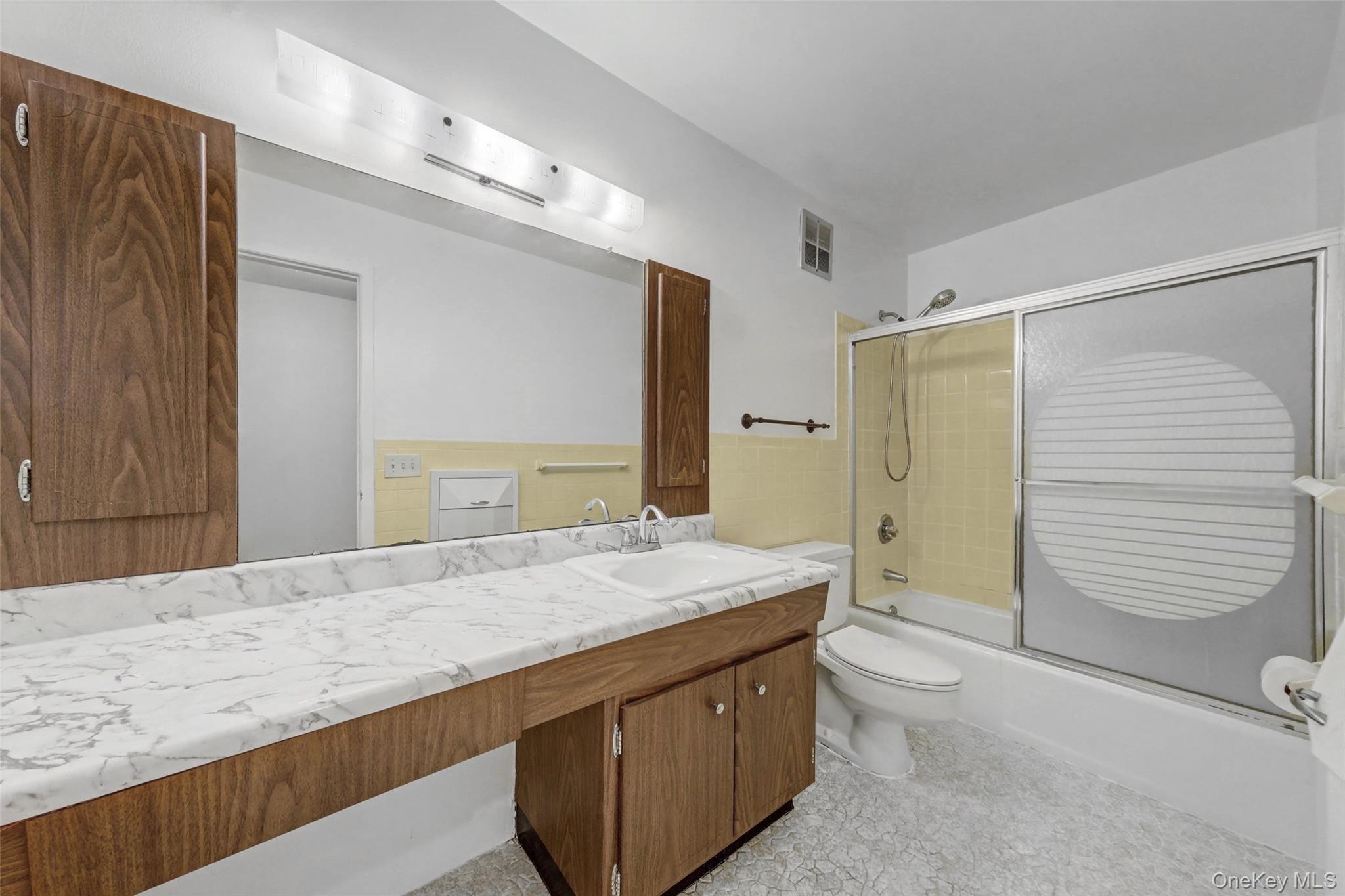 #14 photo, 1840 Crompond Road, Peekskill , NY 10566