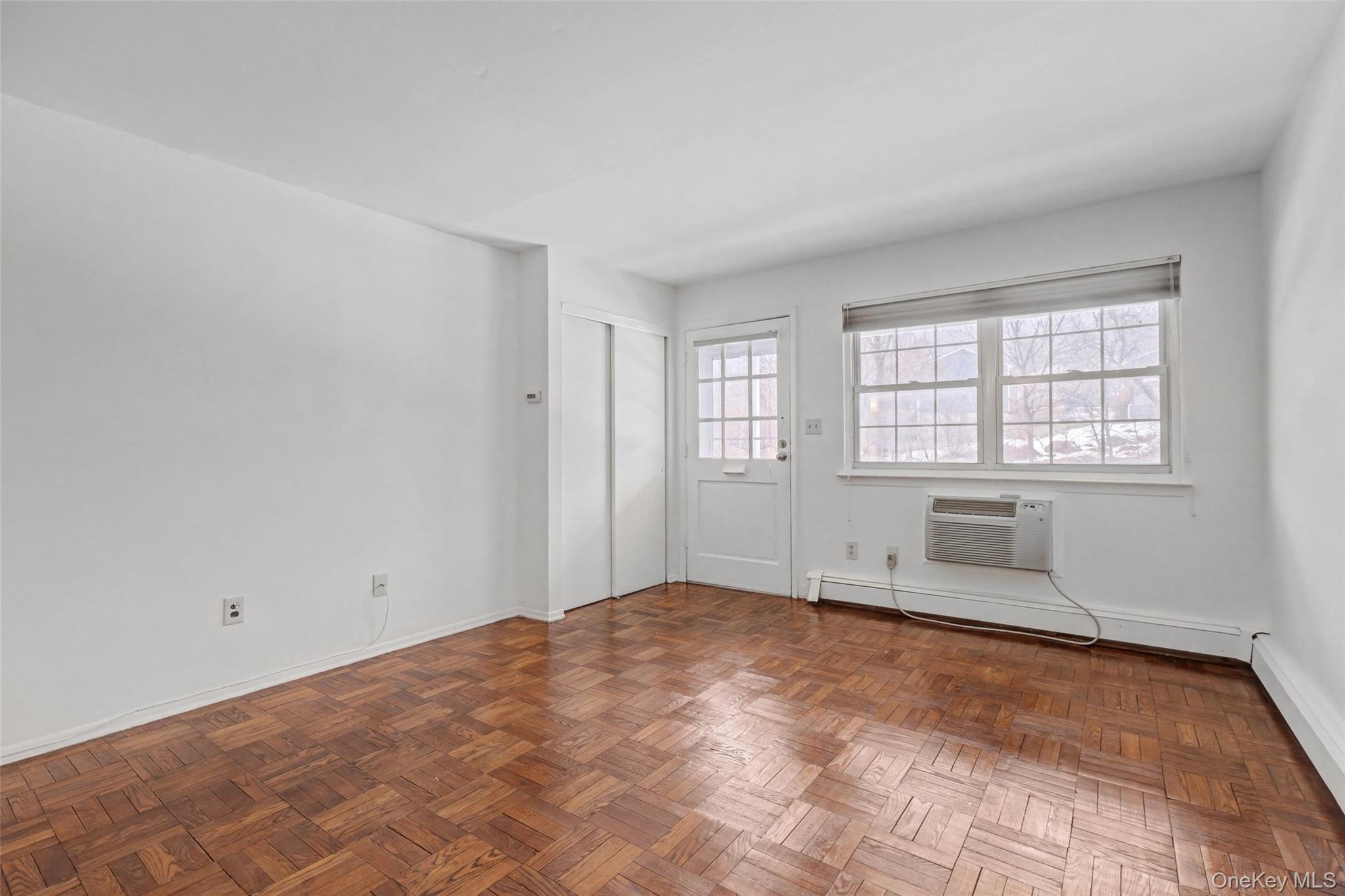 #6 photo, 1840 Crompond Road, Peekskill , NY 10566