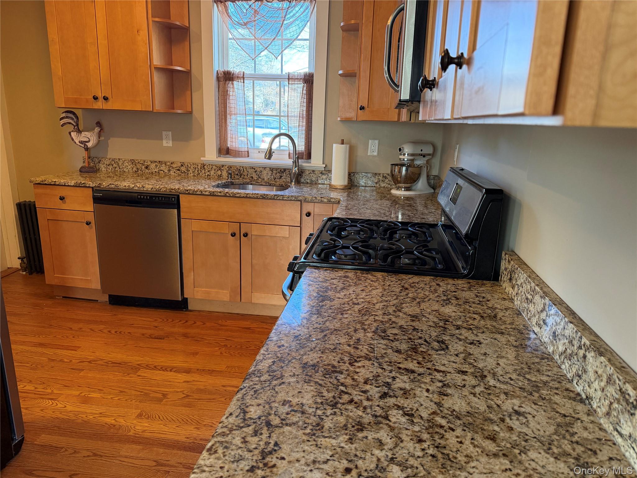 #6 photo, 10 Friend Street, Congers , NY 10920