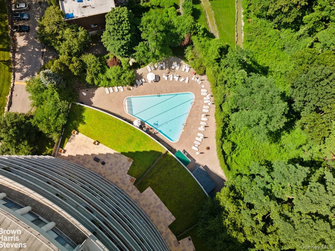 #15 photo, 4455 Douglas Avenue, הברונקס Bronx , NY 10471