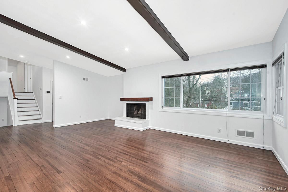 #4 photo, 415 Pinebrook Boulevard, New Rochelle , NY 10804