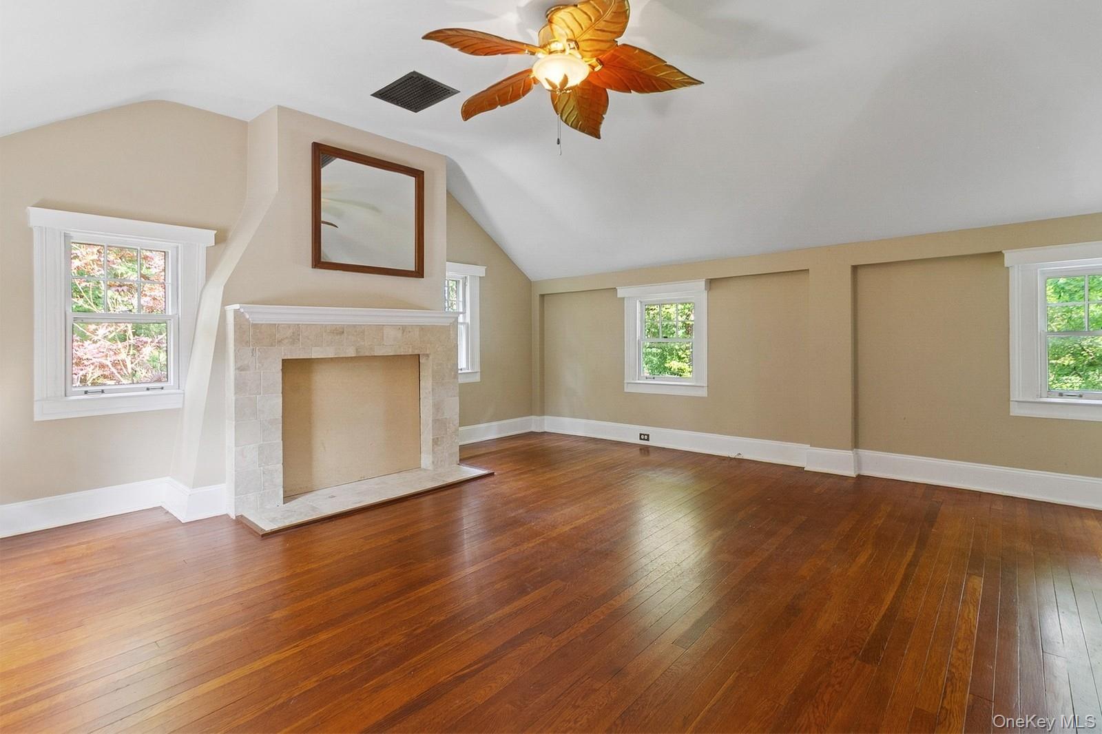 #11 photo, 3 Route 216, Hopewell Junction , NY 12533