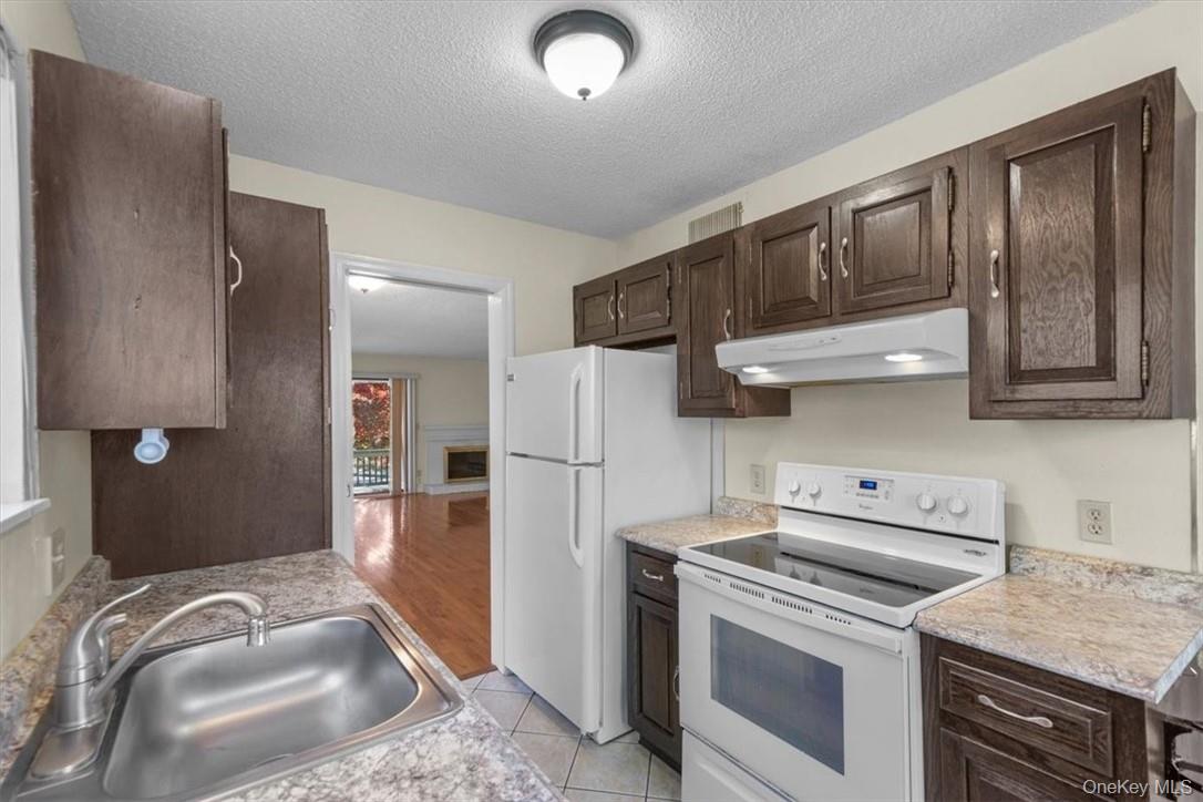 #7 photo, 49A Heritage Hills, Somers , NY 10589