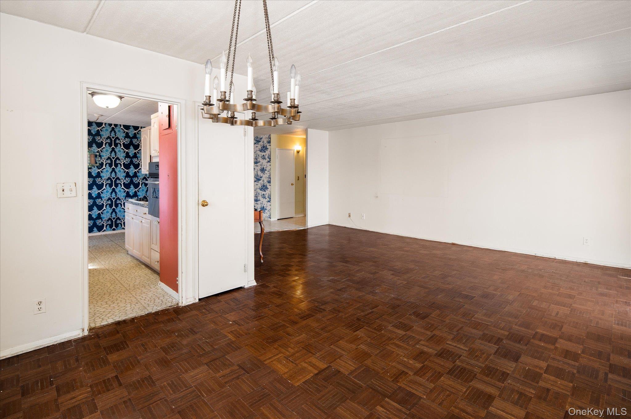 #11 photo, 414 Benedict Avenue, Tarrytown , NY 10591