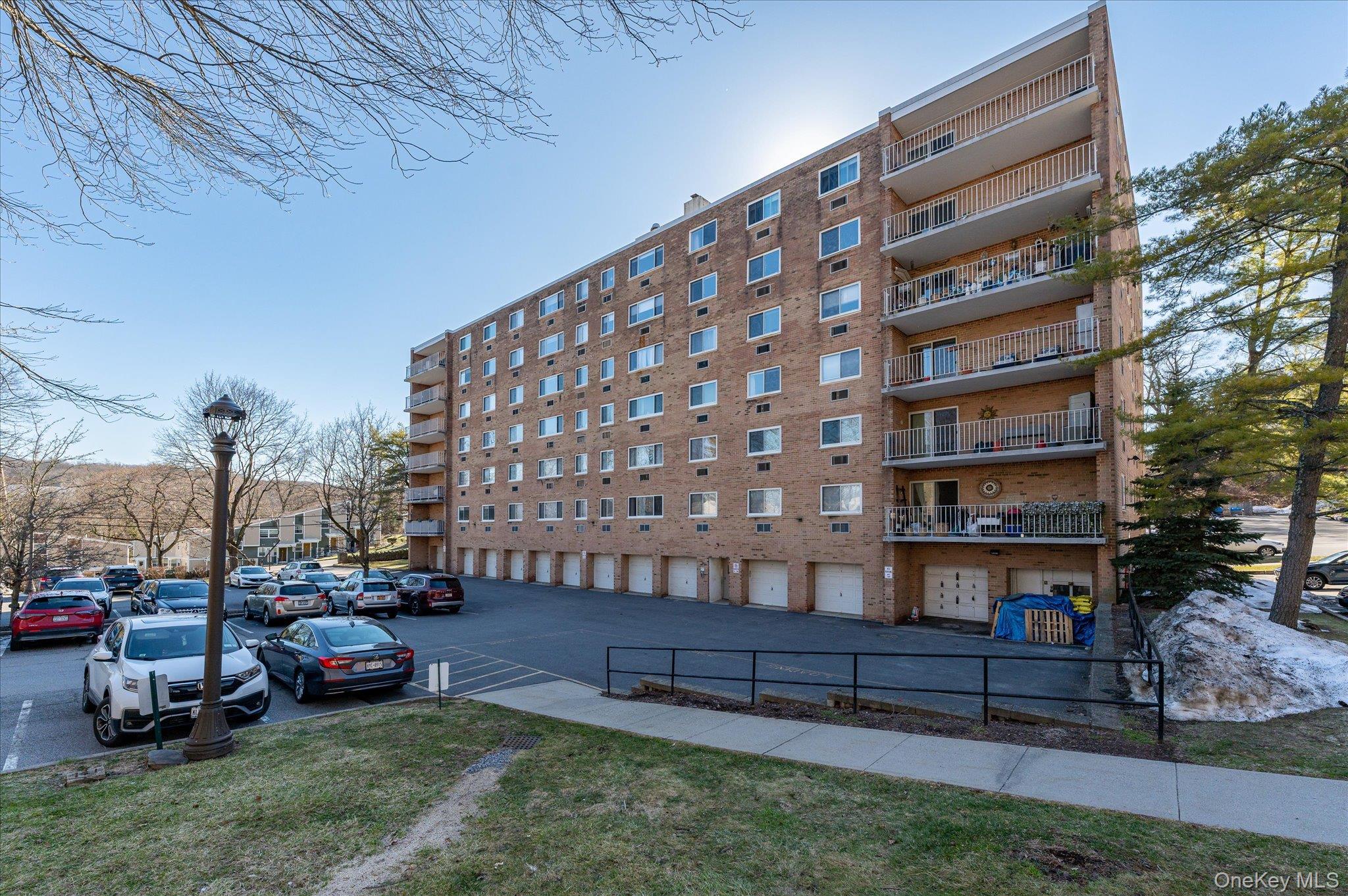 #18 photo, 414 Benedict Avenue, Tarrytown , NY 10591