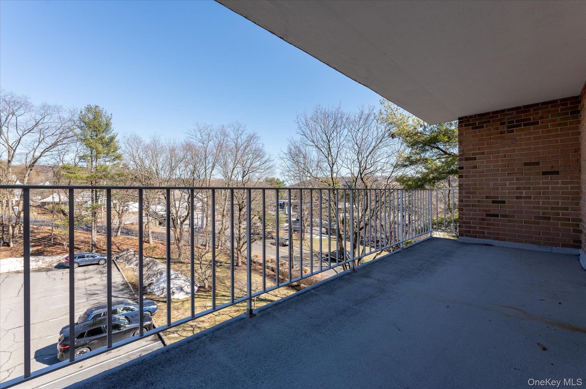 #7 photo, 414 Benedict Avenue, Tarrytown , NY 10591