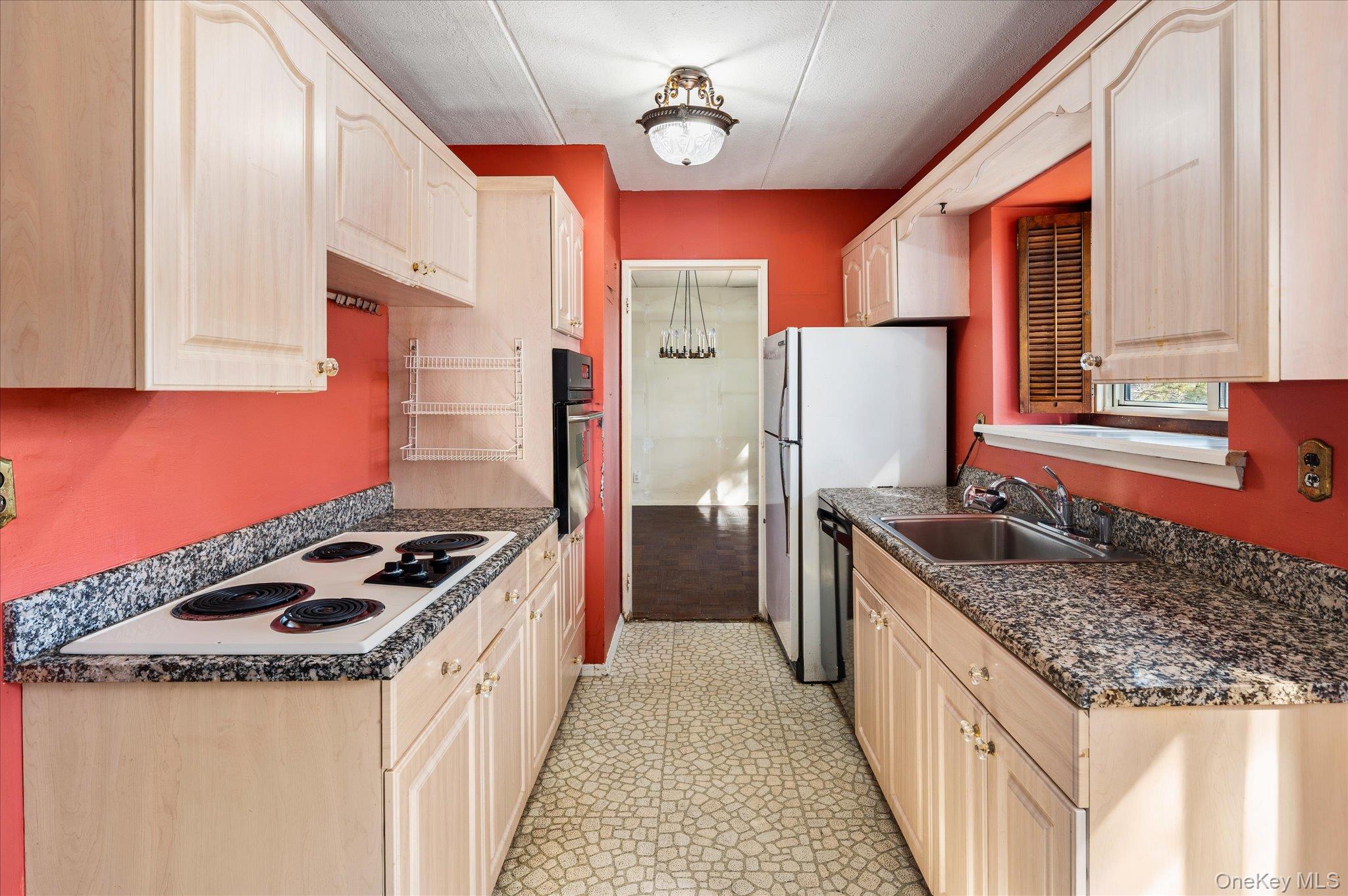 #8 photo, 414 Benedict Avenue, Tarrytown , NY 10591