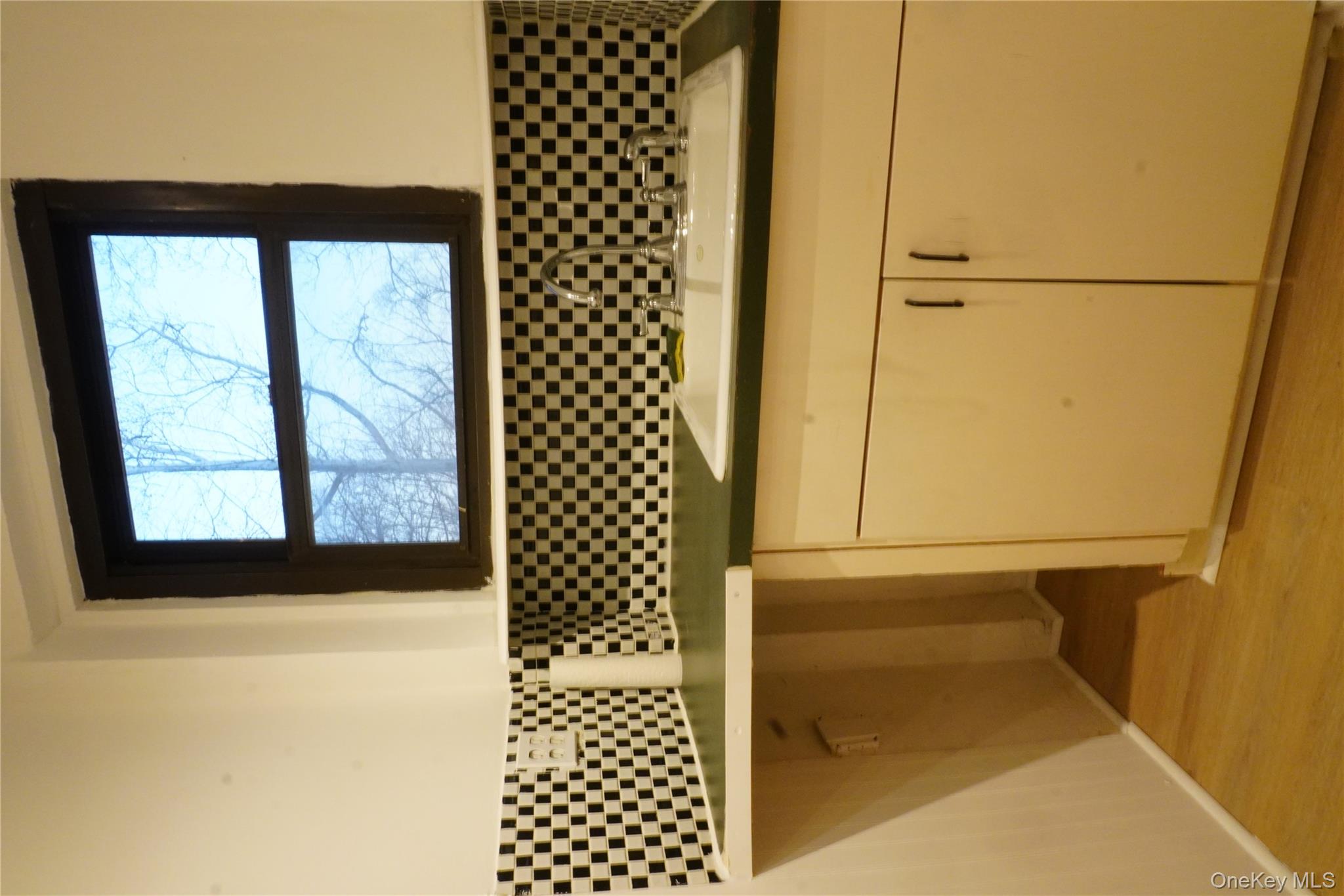 #7 photo, 161 Pearsall Drive Pearsall Drive, 뉴욕주 Mount Vernon , NY 10552