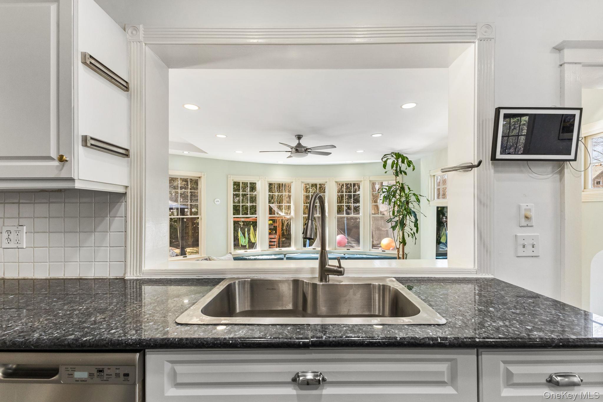 #16 photo, 467 Highbrook Avenue, 纽约州 Pelham , NY 10803