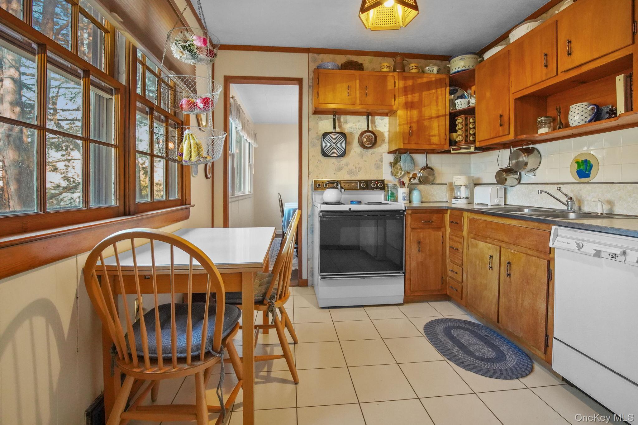 #5 photo, 1692 Central Street, Yorktown Heights , NY 10598