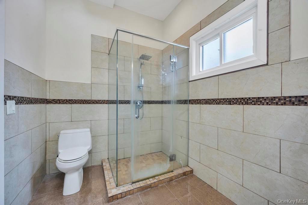 #14 photo, 25 Virginia Avenue, नासाउ काउंटी Plainview , NY 11803